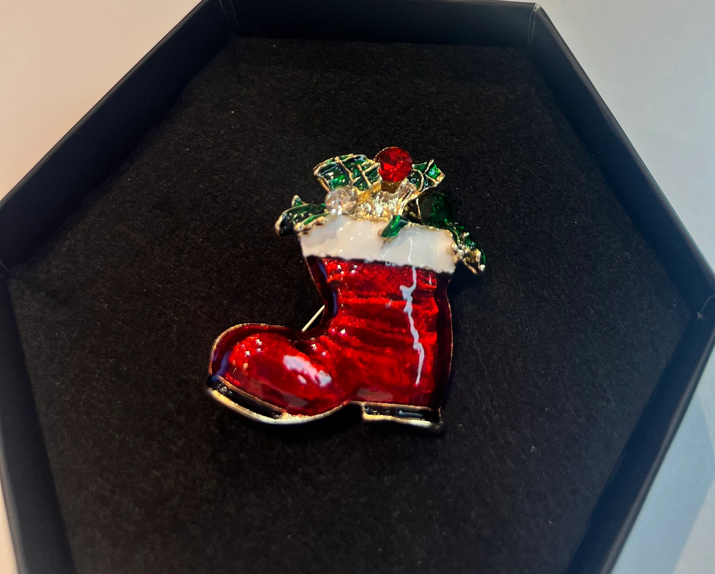 Kırmızı Ayakkabı Broş