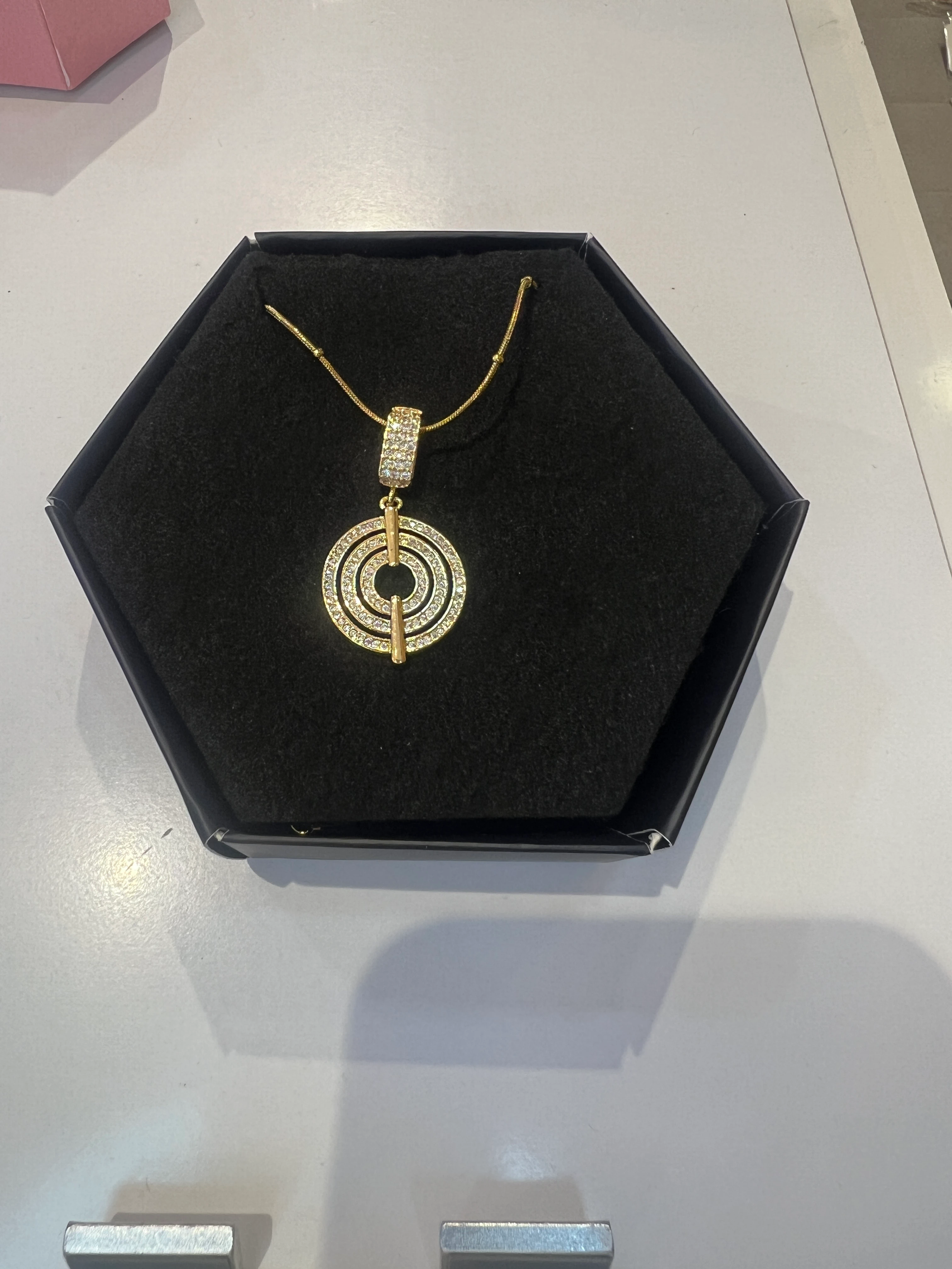 Charmlı Çelik Kolye