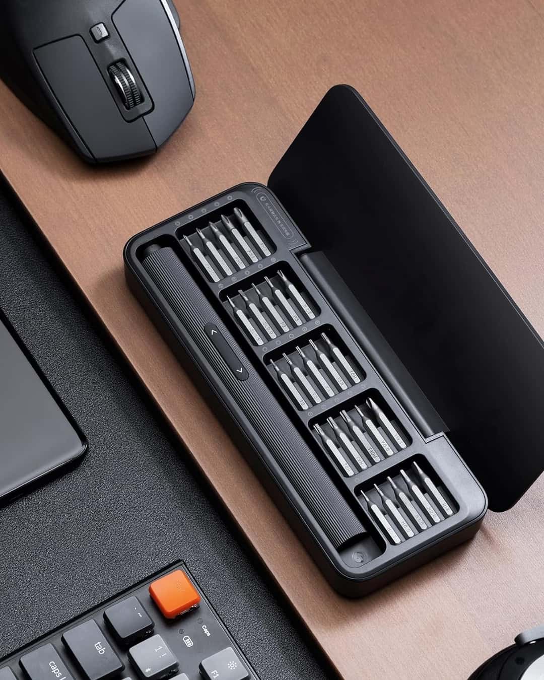 HOTO 25'i 1 Arada Elektrikli Tornavida Seti