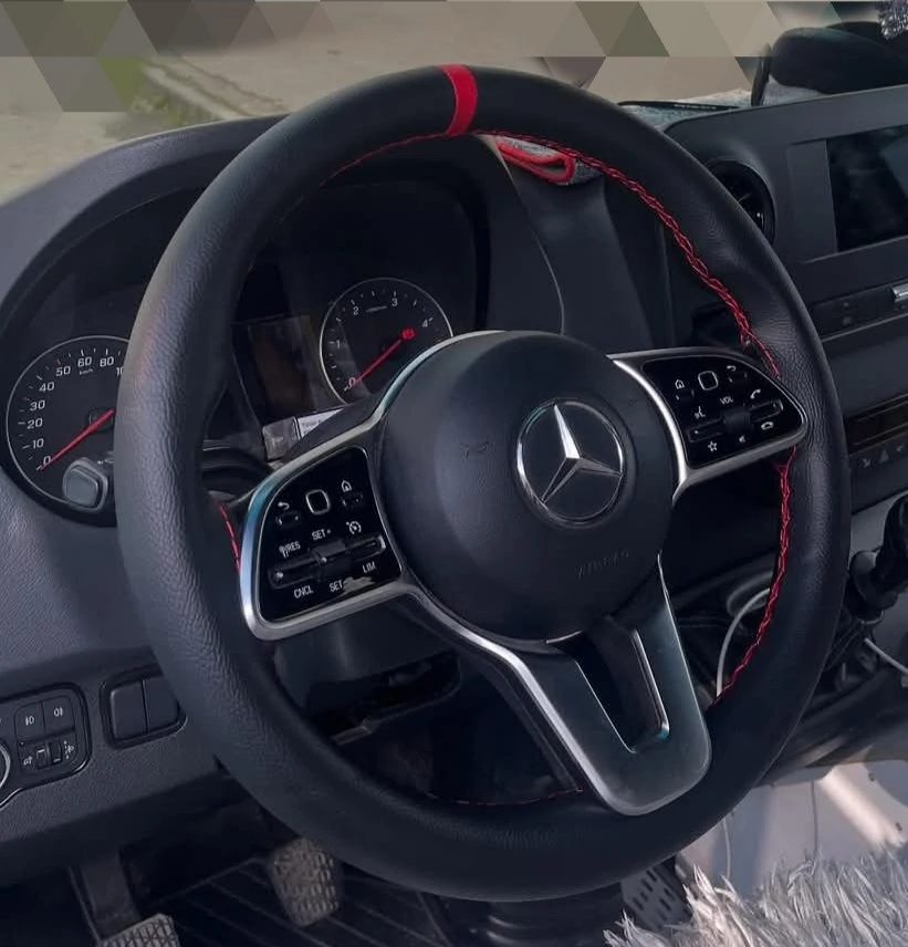 Dikişli Direksiyon Kılıfı Siyah Deri Kırmızı Yüzük Kırmızı Dikişli Mercedes Sprinter Yeniler Siyah