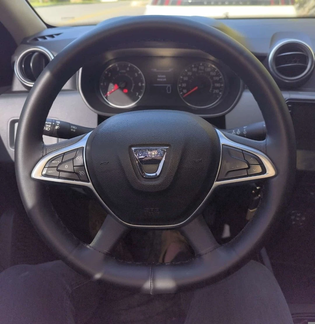 Dikişli Direksiyon Kılıfı Siyah Soft Bentli Deri Siyah Dikişli Dacia Duster İçin Siyah