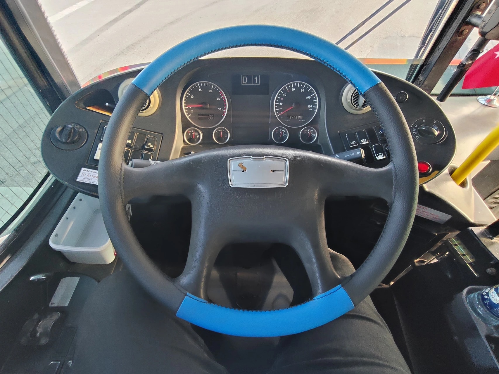 Dikişli Direksiyon Kılıfı Mavi Deri Siyah Deri Siyah Dikişli Belde Bmc Otobüs İçin Karışık