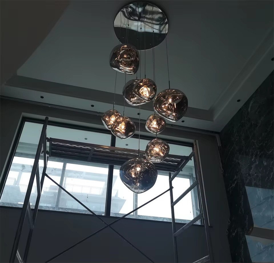 Modern Galeri Boşluğu Avize