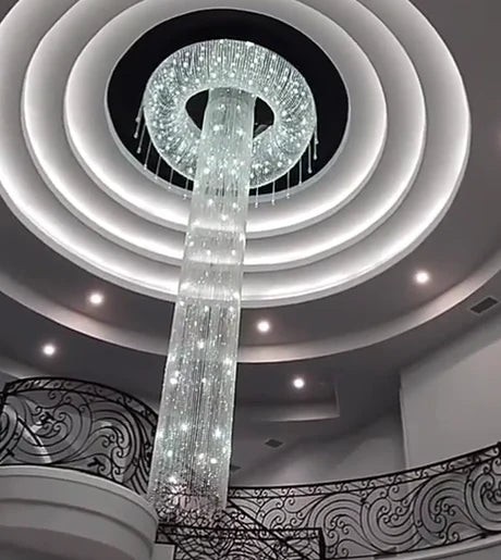 villa merdiven boşluğu avizesi
