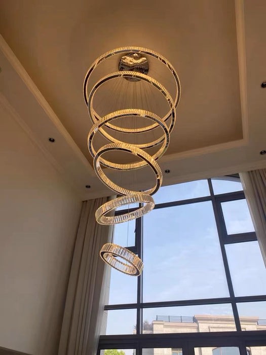 Villa Galeri boşlugu avize