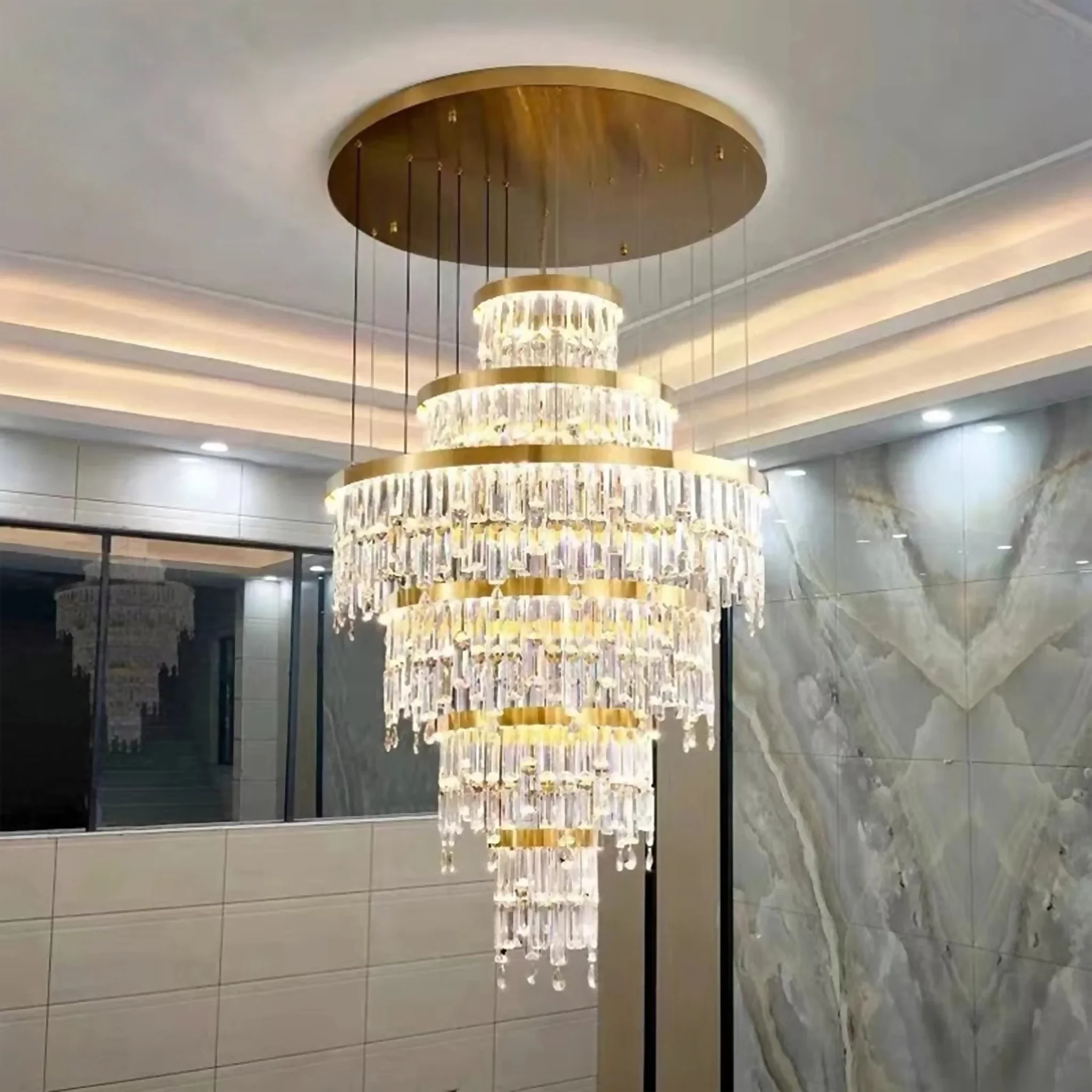 kristal galeri boşluğu avizeler