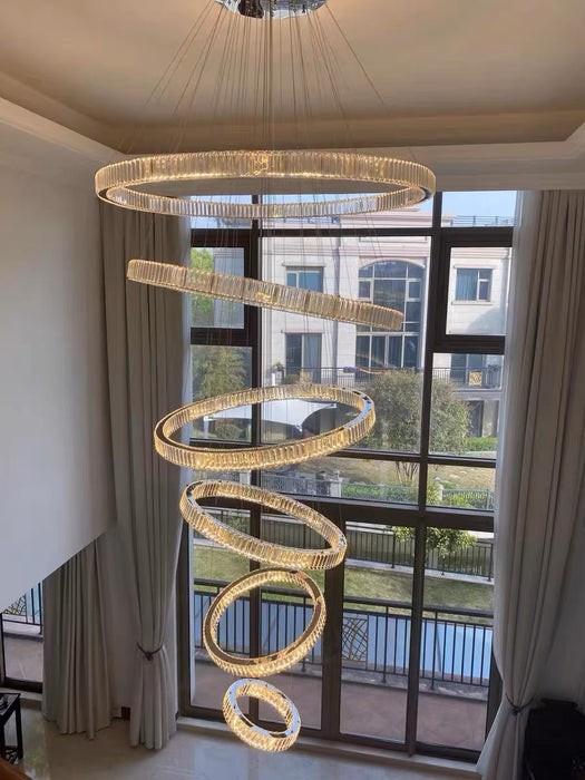Villa Galeri boşlugu avize