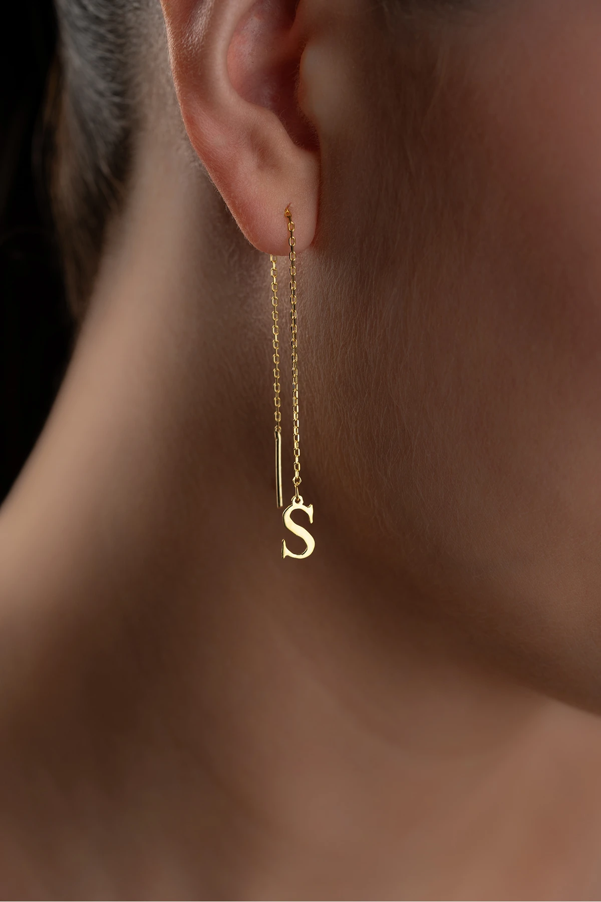 Zincir Sallantılı Harf Küpe