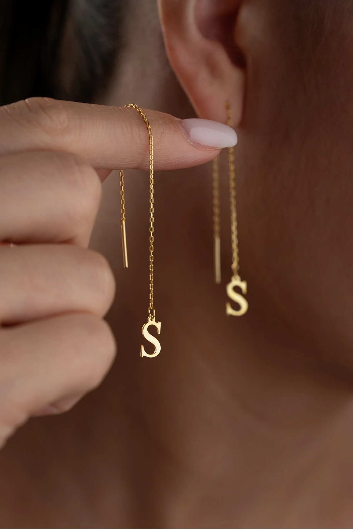 Zincir Sallantılı Harf Küpe