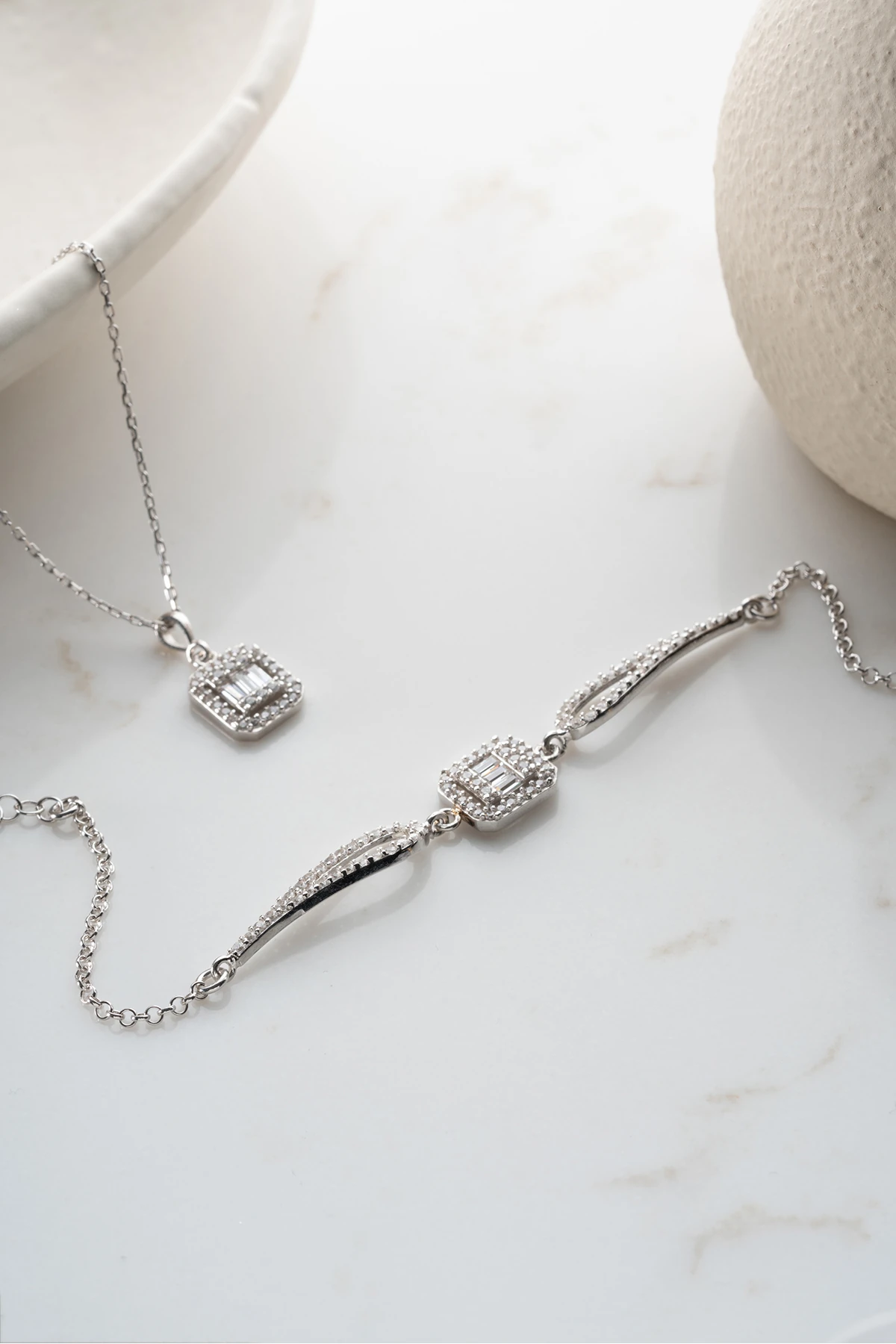 Baget Taşlı Gümüş Kolye ve Bileklik Seti