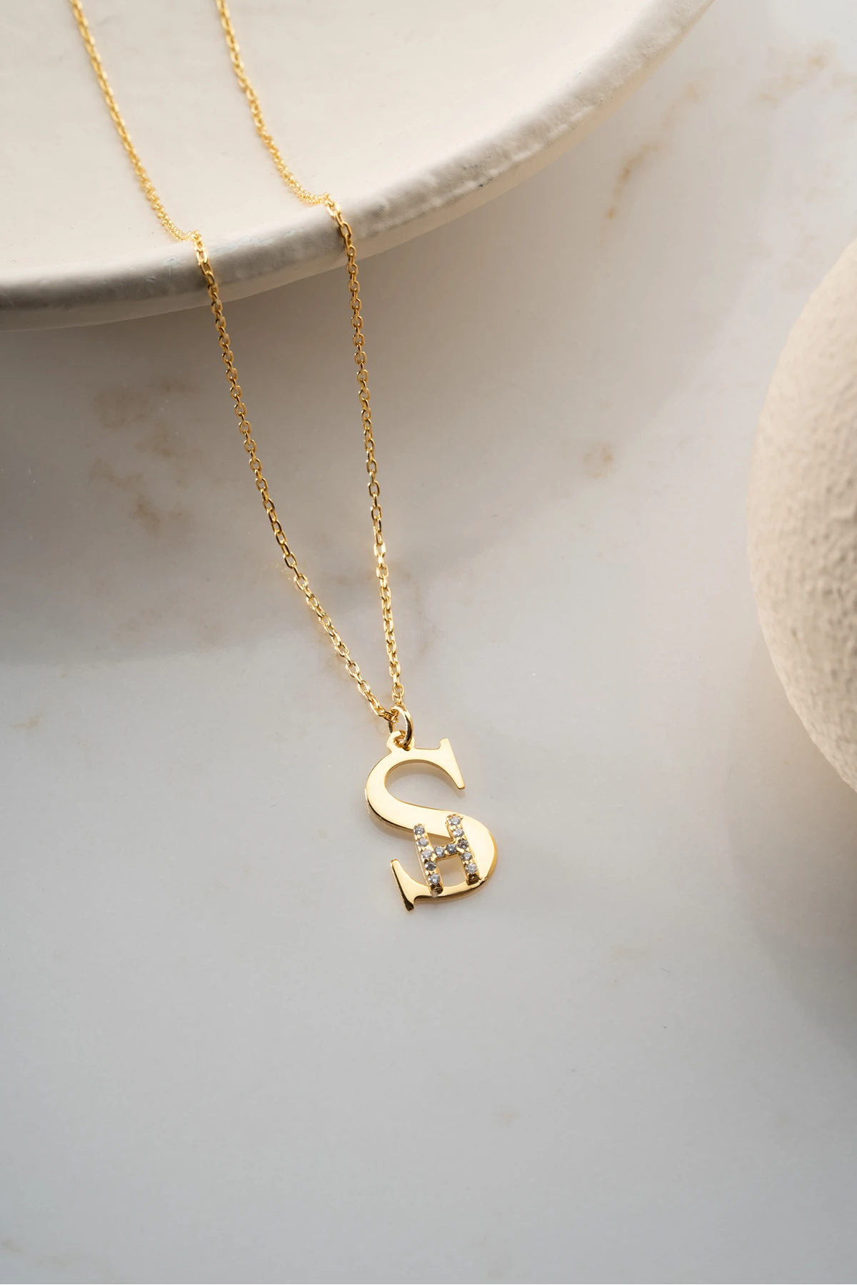 Taşlı Çift Harf Kolye