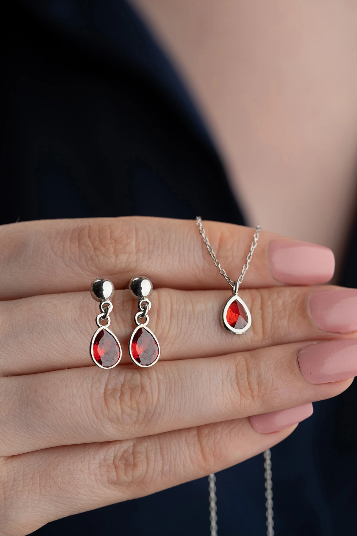 Damla Taşlı Gümüş Kolye ve Küpe Takı Seti