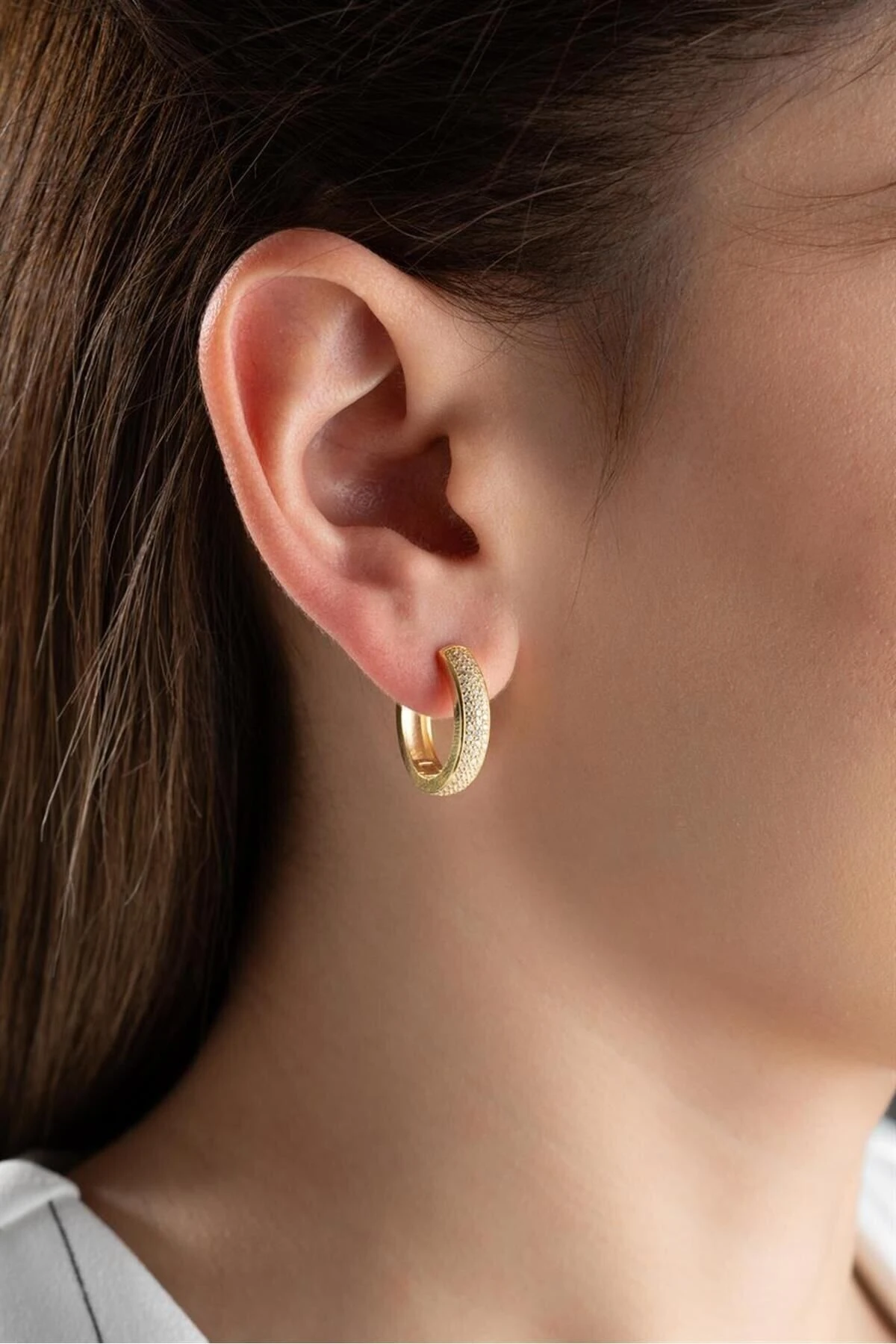 Altın Kaplama Taşlı Halka Küpe