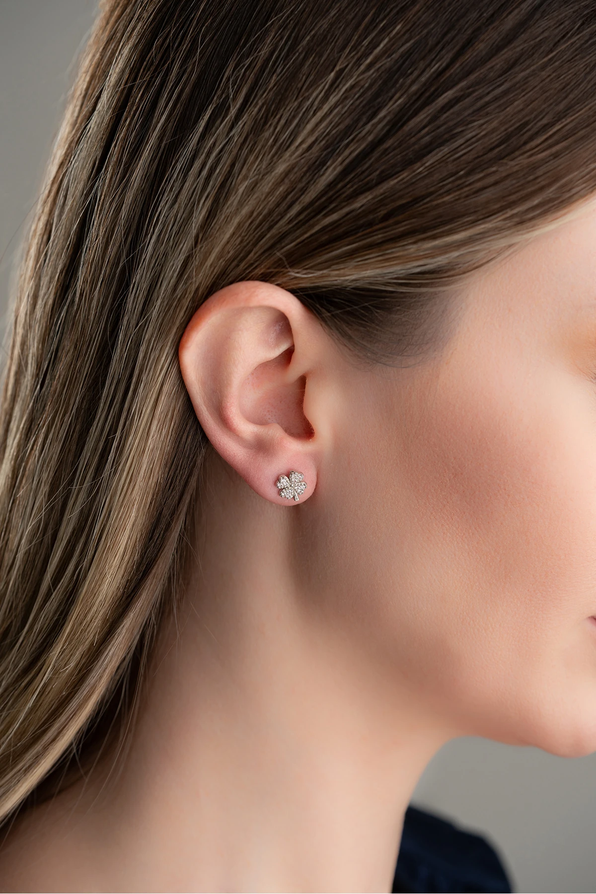 4 Yapraklı Yonca 14 Ayar Altın Gümüş Küpe