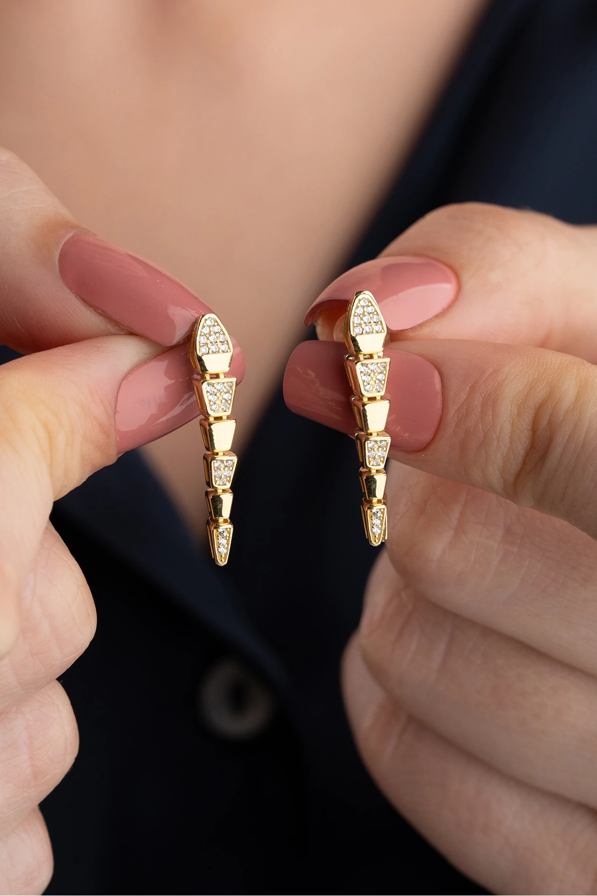 Taşlı Yılan Küpe