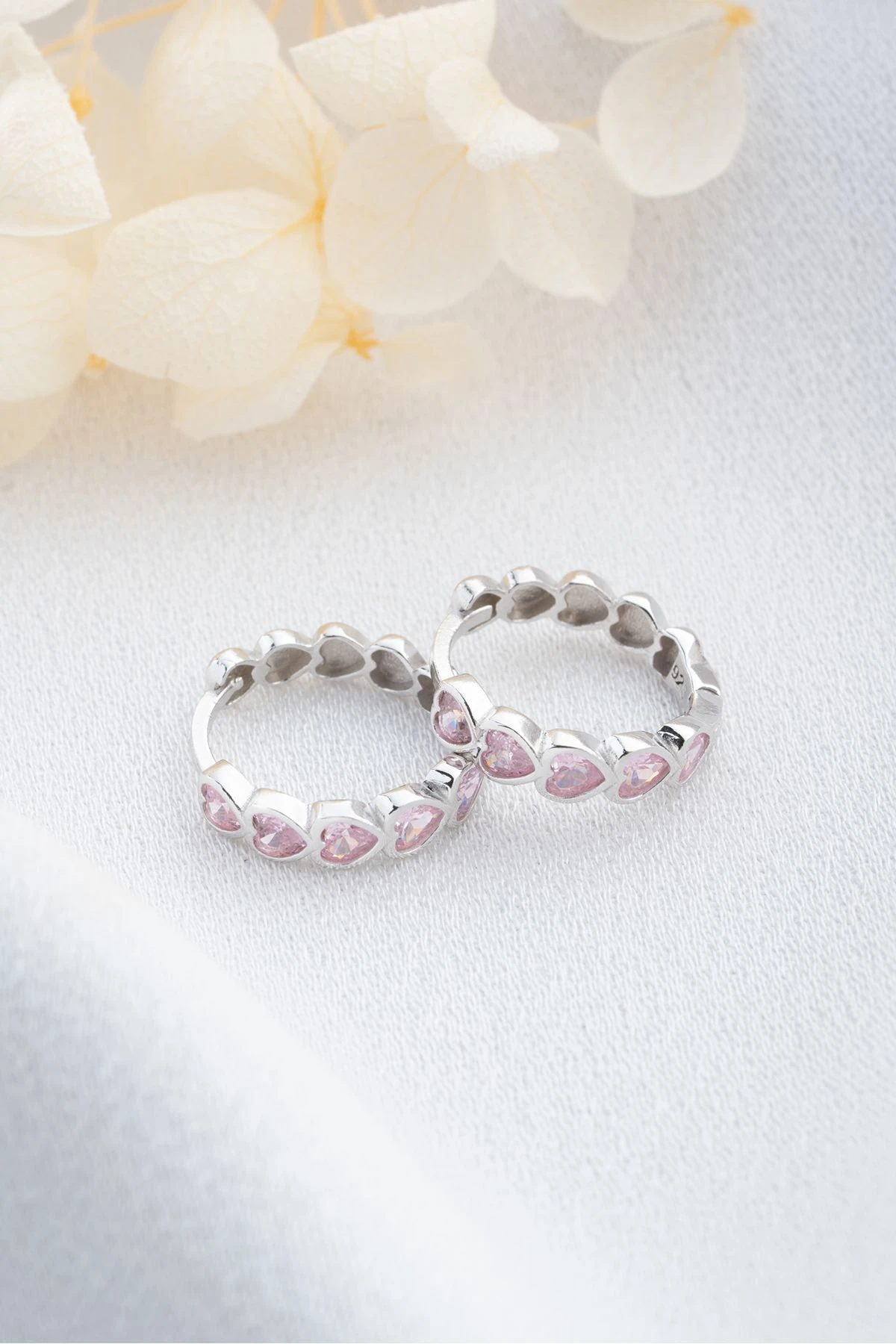 Pembe Kalpli Halka Küpe