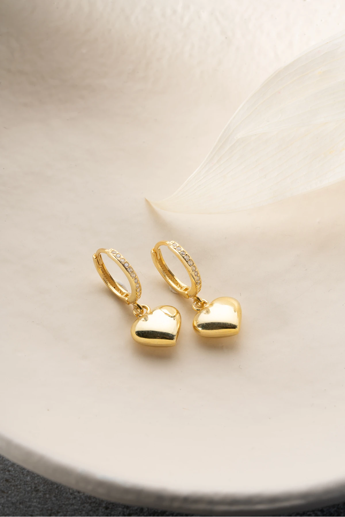 Taşlı Kalp Gümüş Küpe