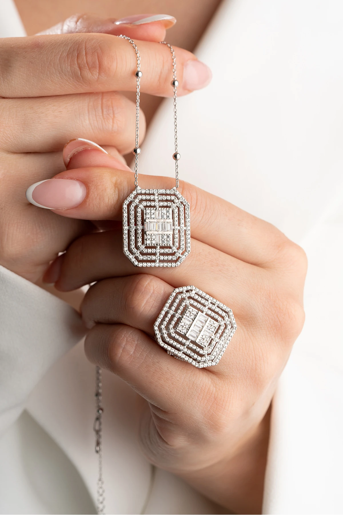 Baget Taşlı Gümüş Kolye ve Yüzük Seti