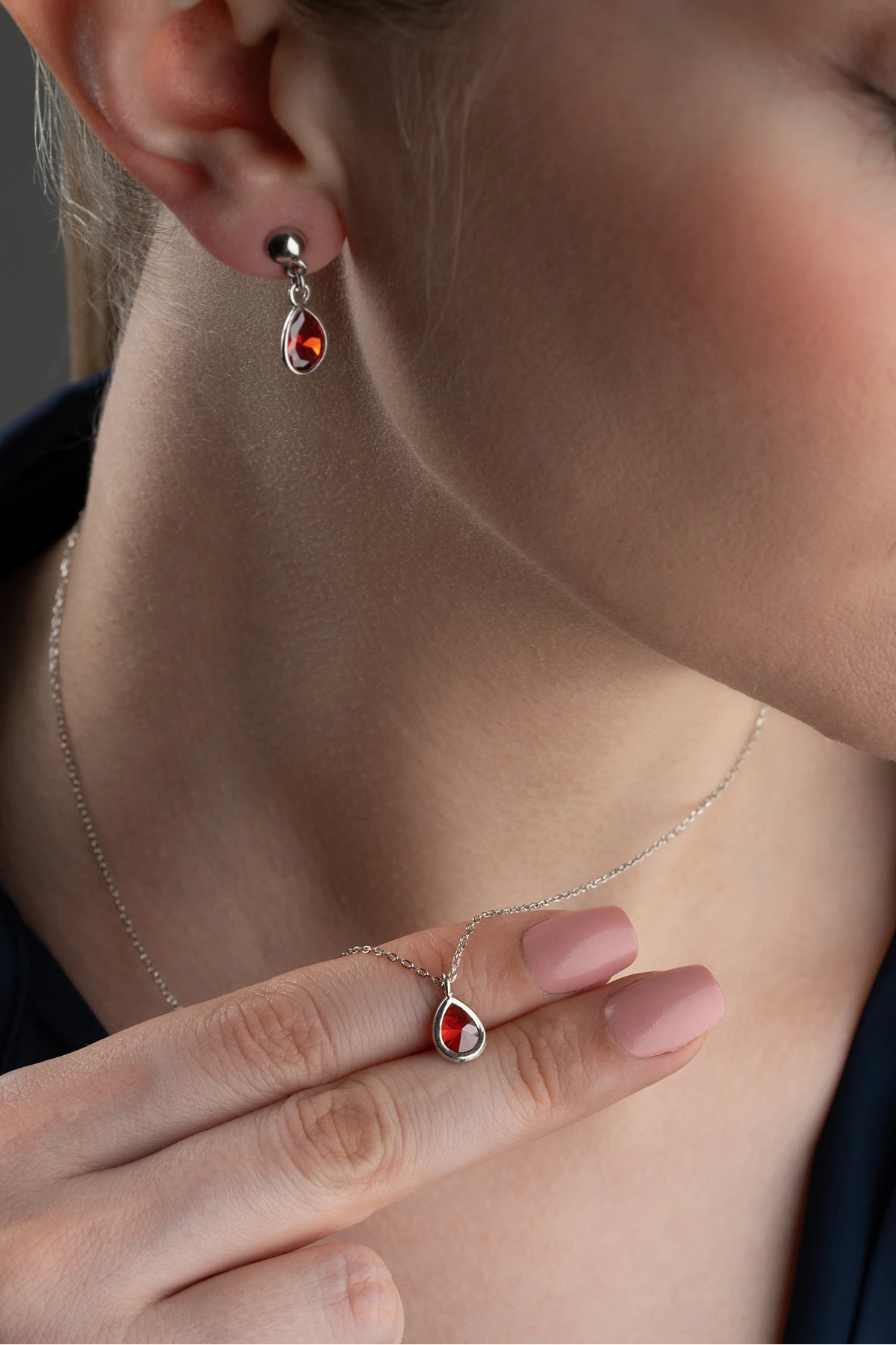 Damla Taşlı Gümüş Kolye ve Küpe Takı Seti