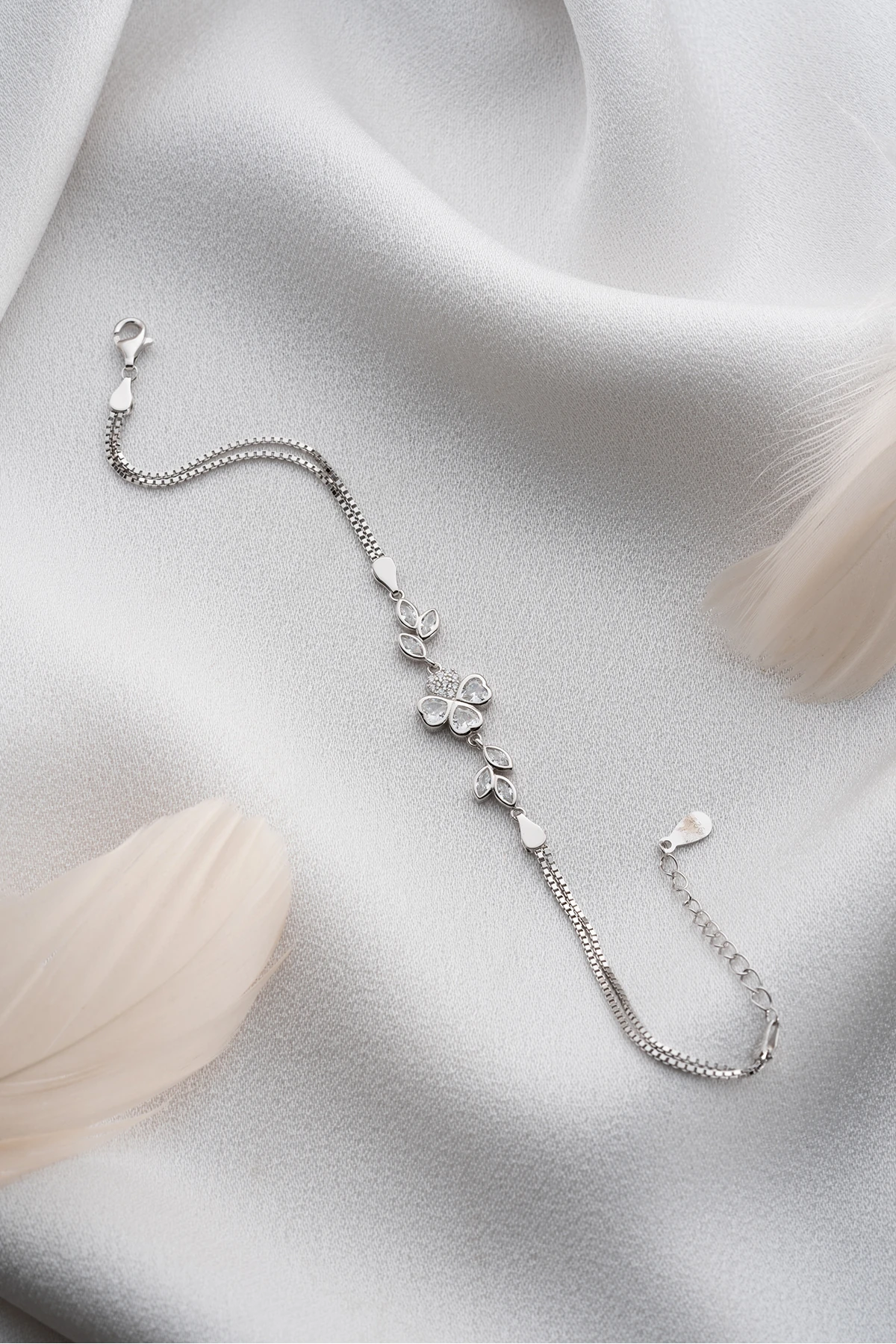 Yaprak Yonca Gümüş Bileklik