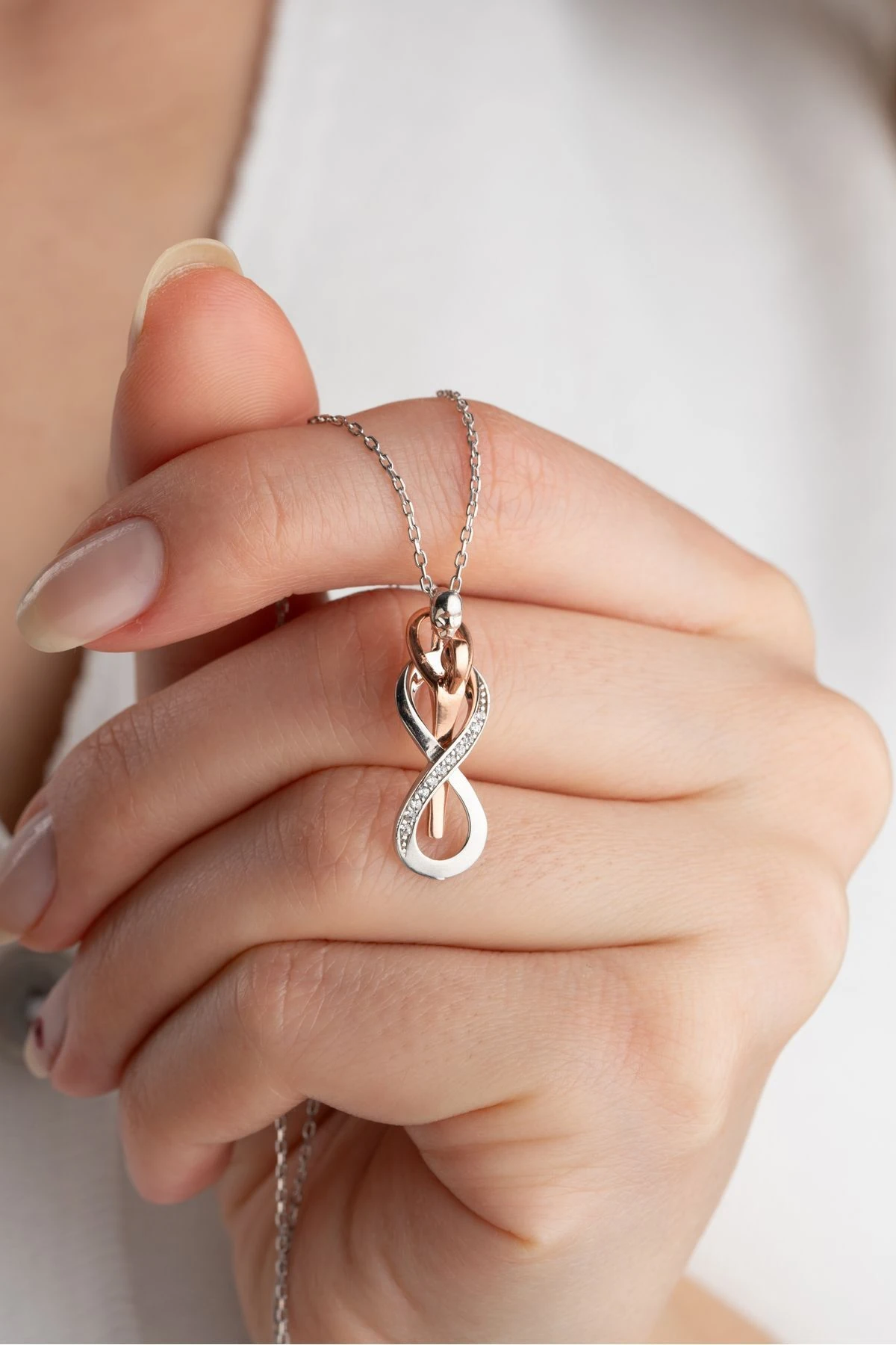 Sarılan Çift Gümüş Kolye