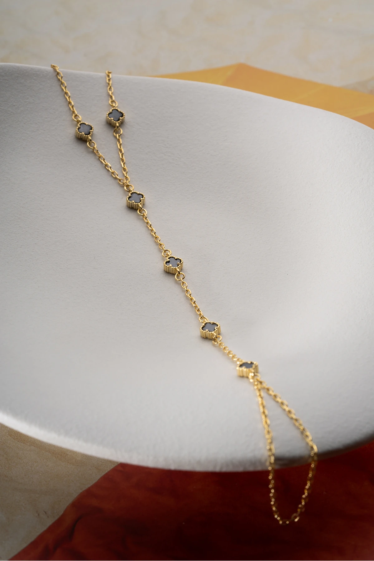 Yonca Taşlı Şahmeran