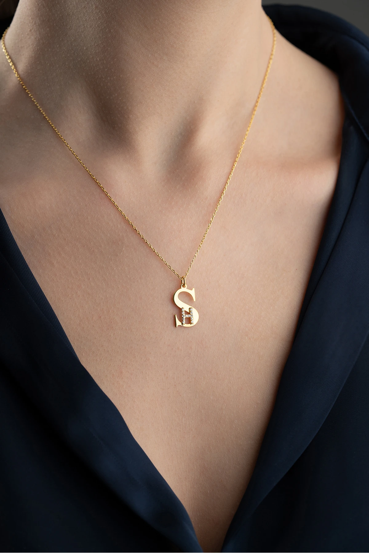 Taşlı Çift Harf Kolye