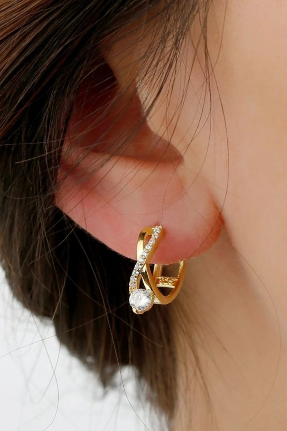 Altın Kaplama Tektaş Örgü Gümüş Küpe