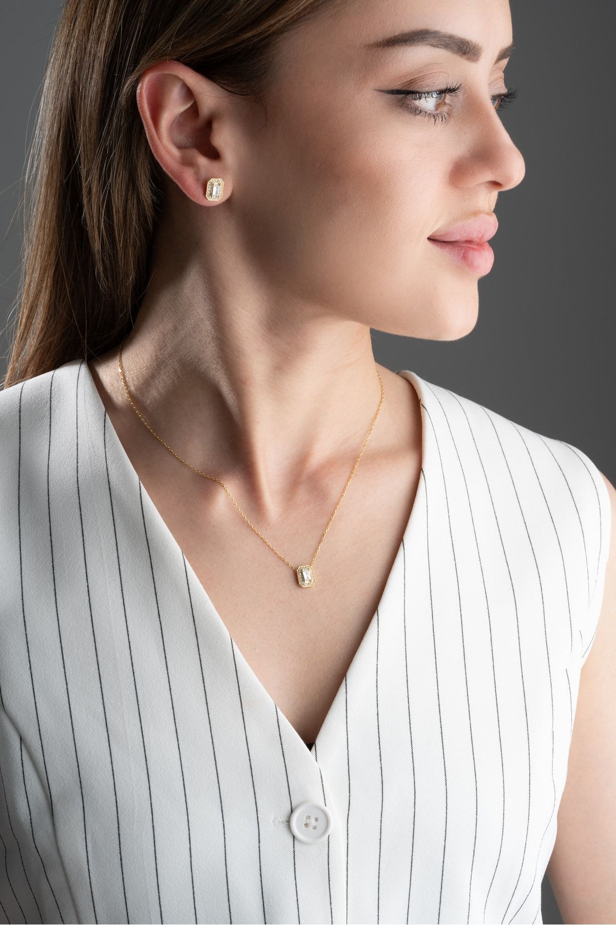 Baget Halo Taşlı Kolye ve Küpe Seti