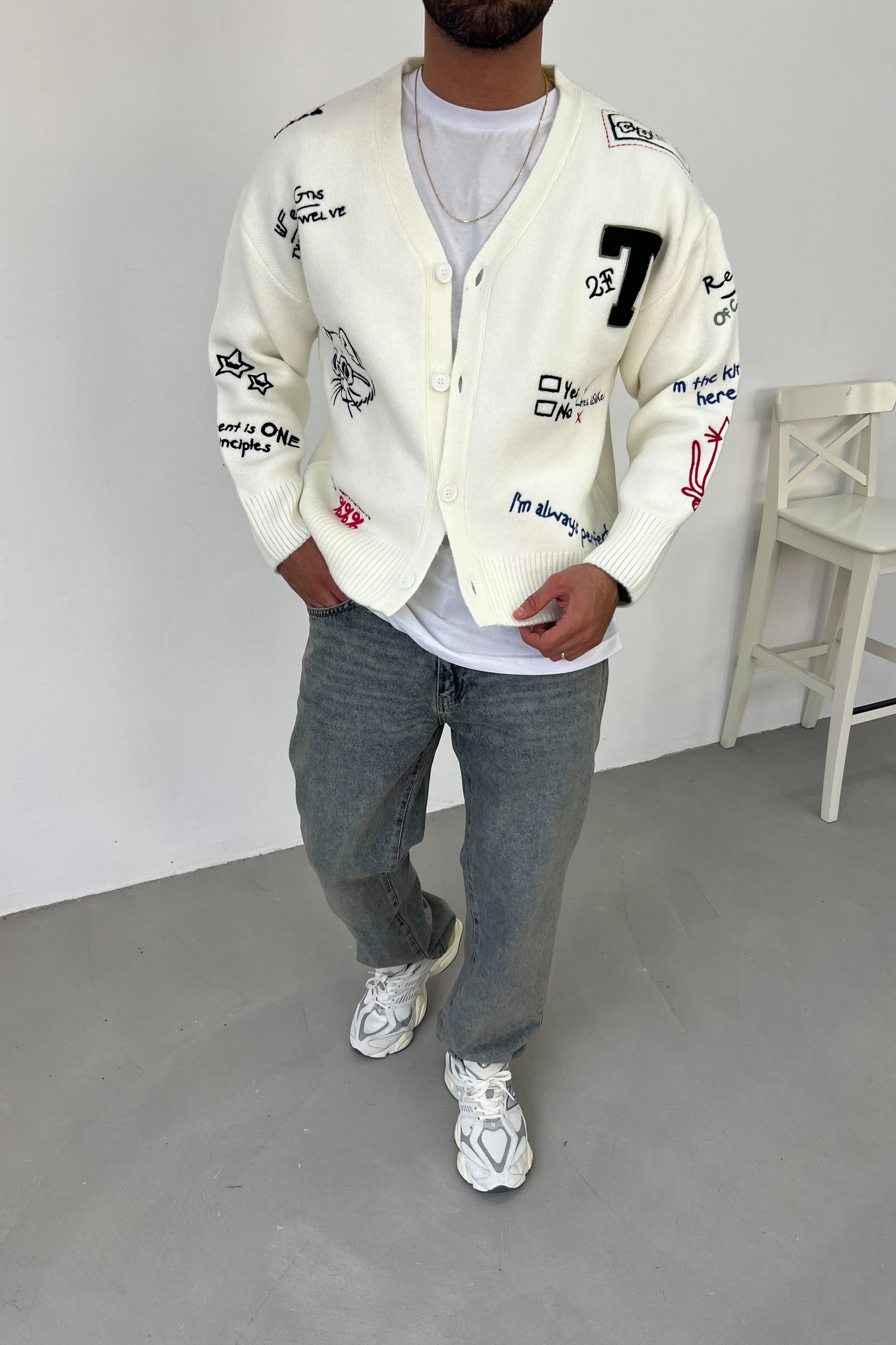 Süzene Nakışlı Oversize Triko Hırka 1004 - Beyaz