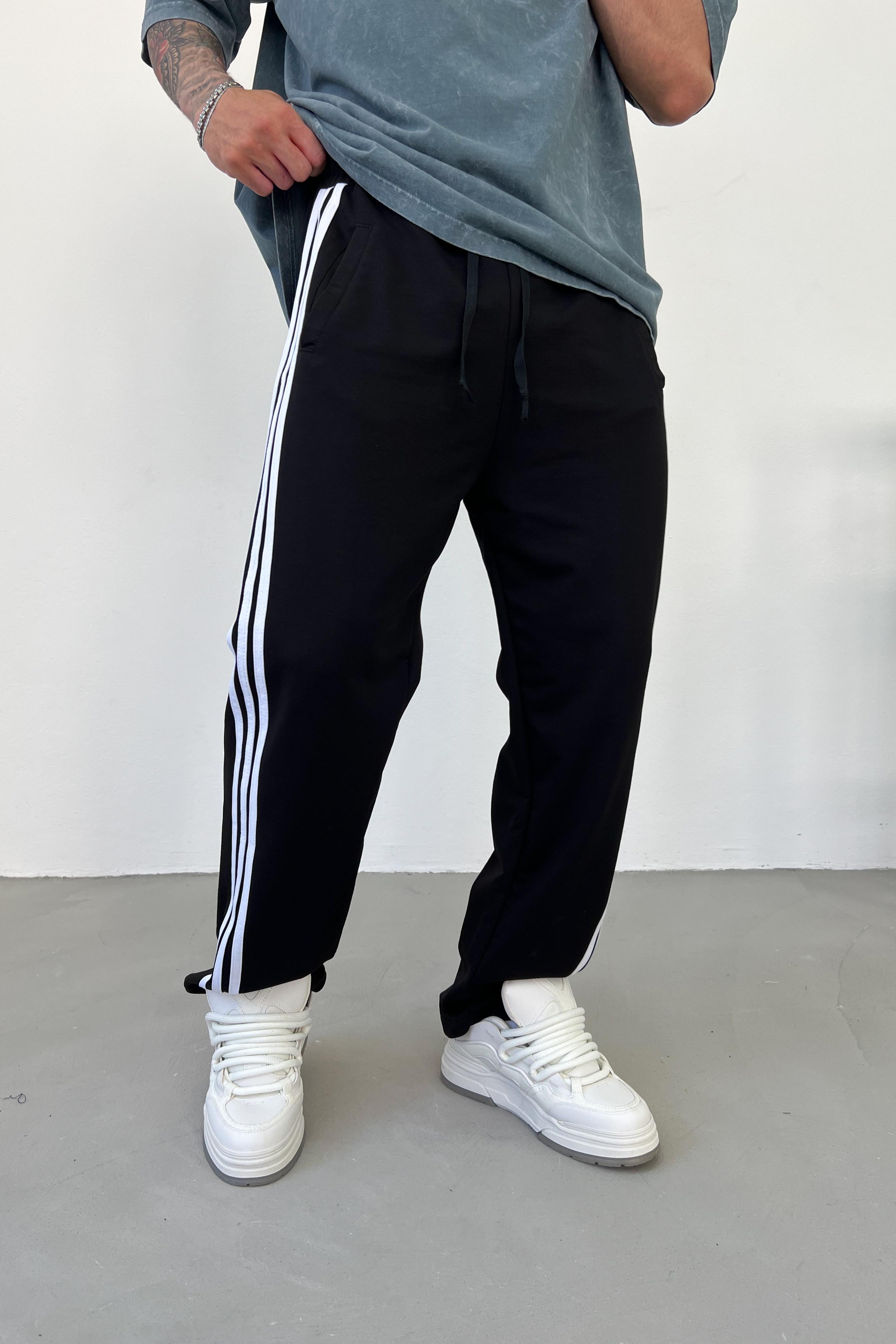 Çapraz Şerit Detaylı Baggy Eşofman 2095 - Siyah