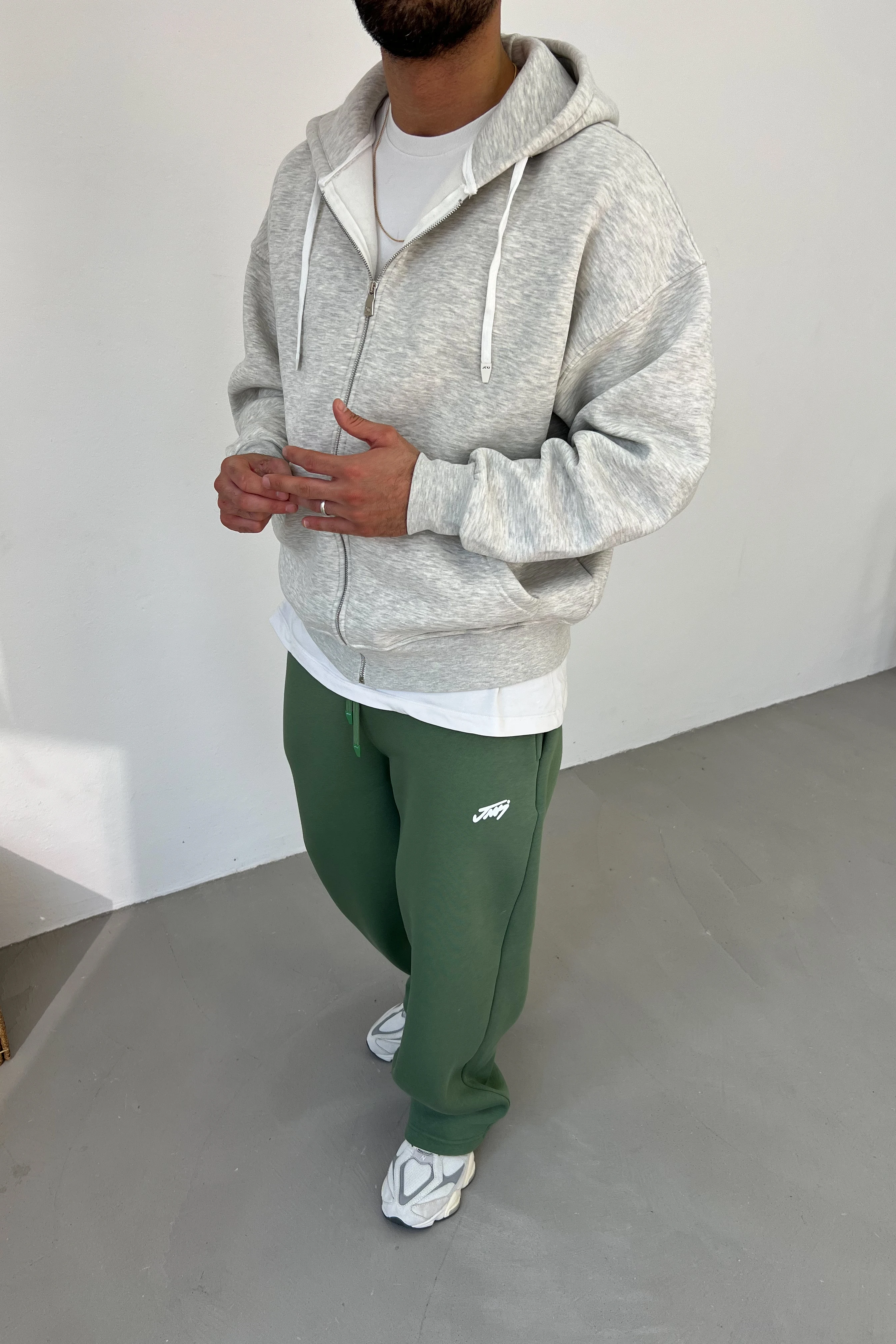 Kapüşonlu Oversize Basic Sweatshirt 26K115