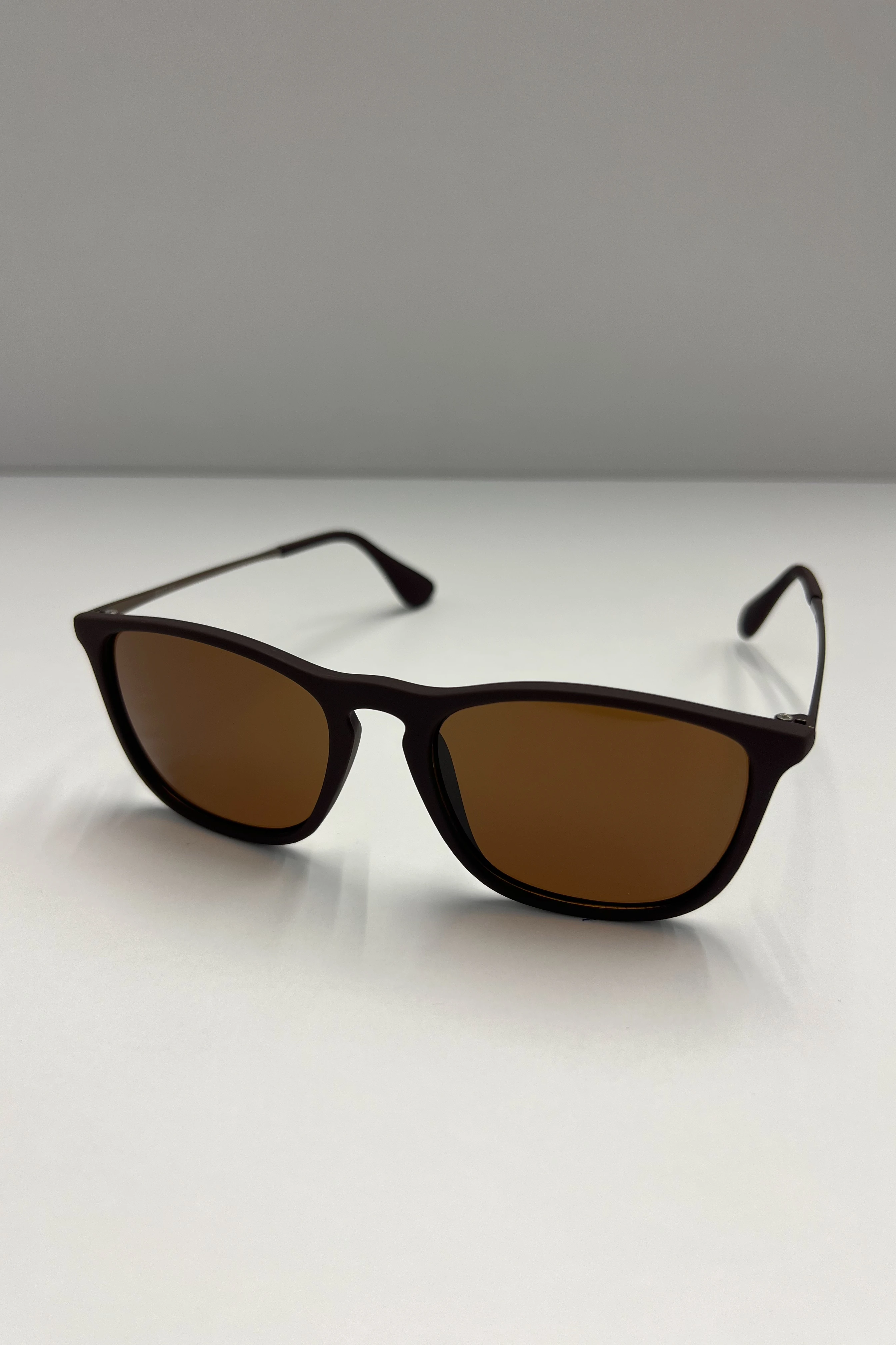 Kare Güneş Gözlüğü PIU-11