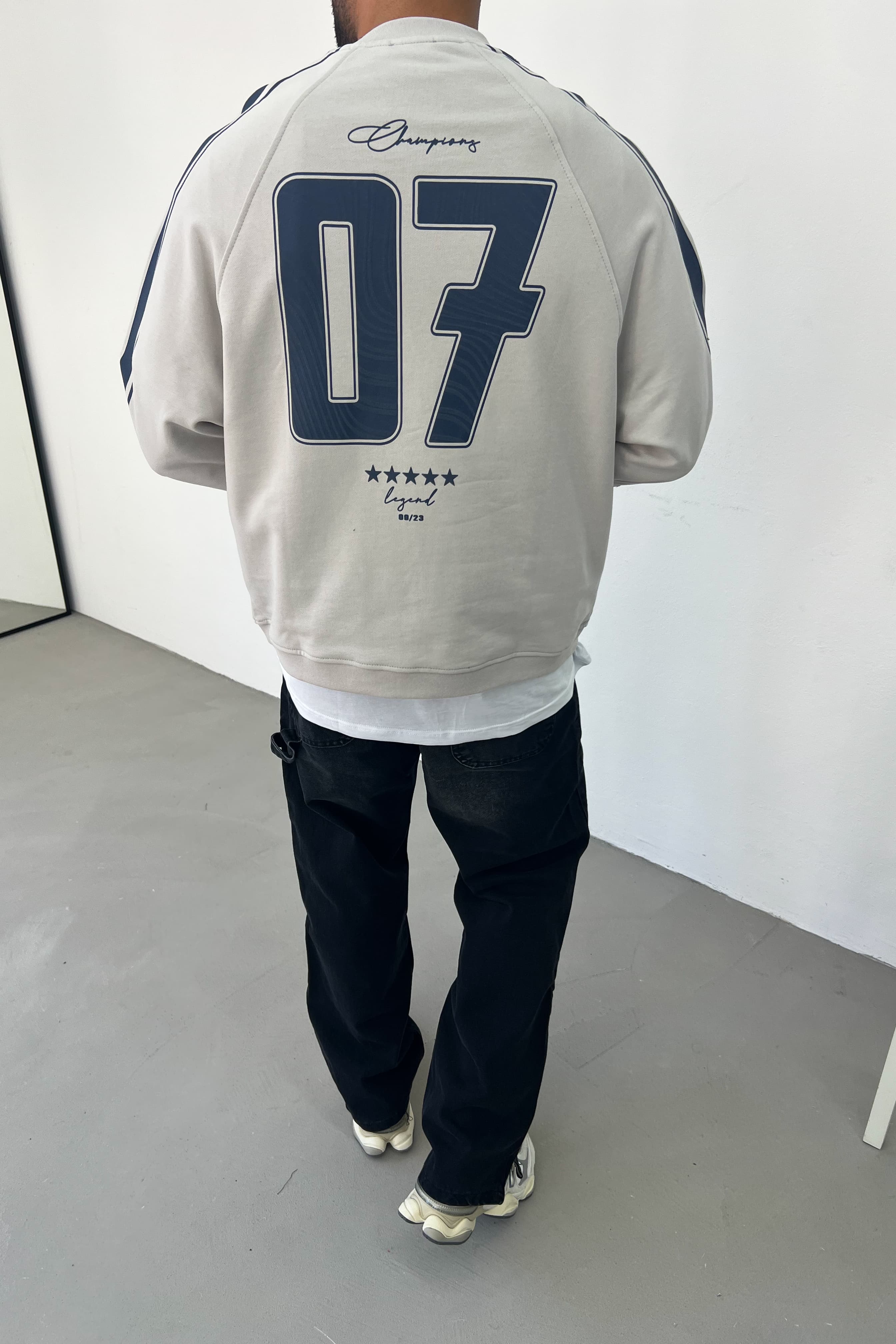 07 Champions Baskılı Oversize Sweatshirt 26K110 - Gri