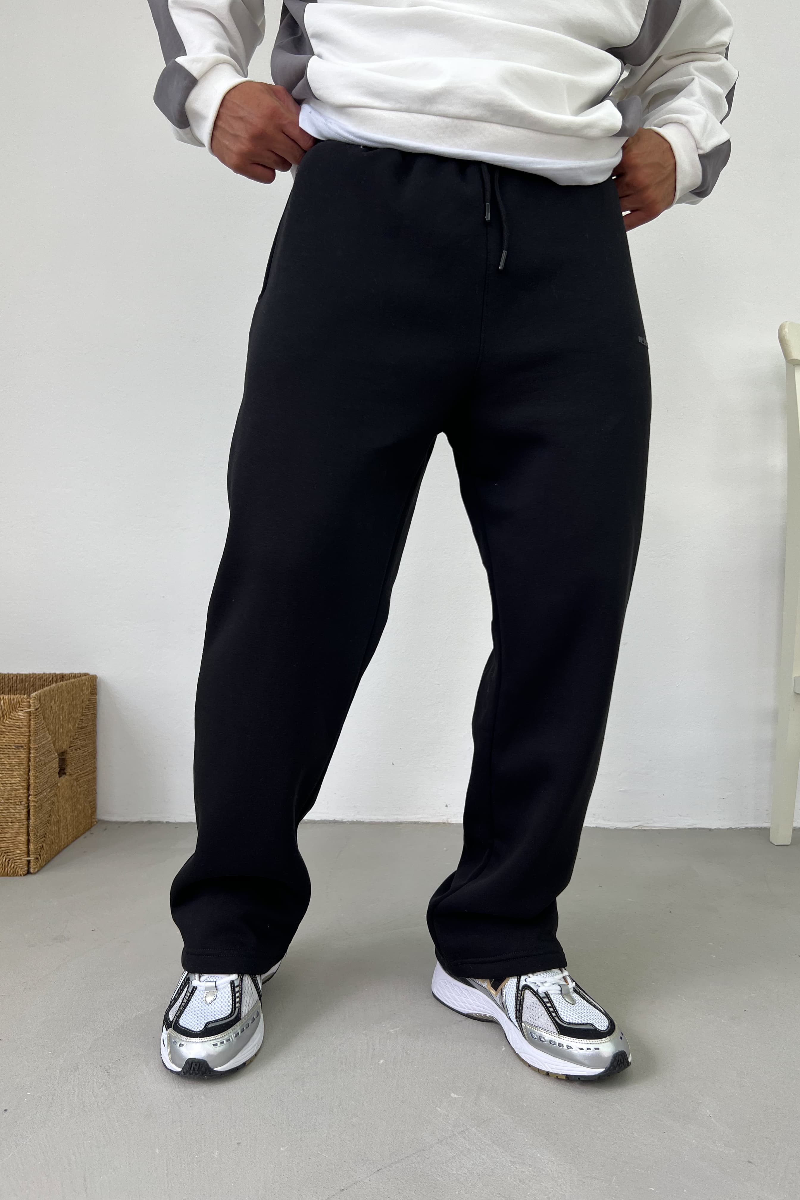 Enjeksiyon Baskılı Basic Baggy Eşofman 1045