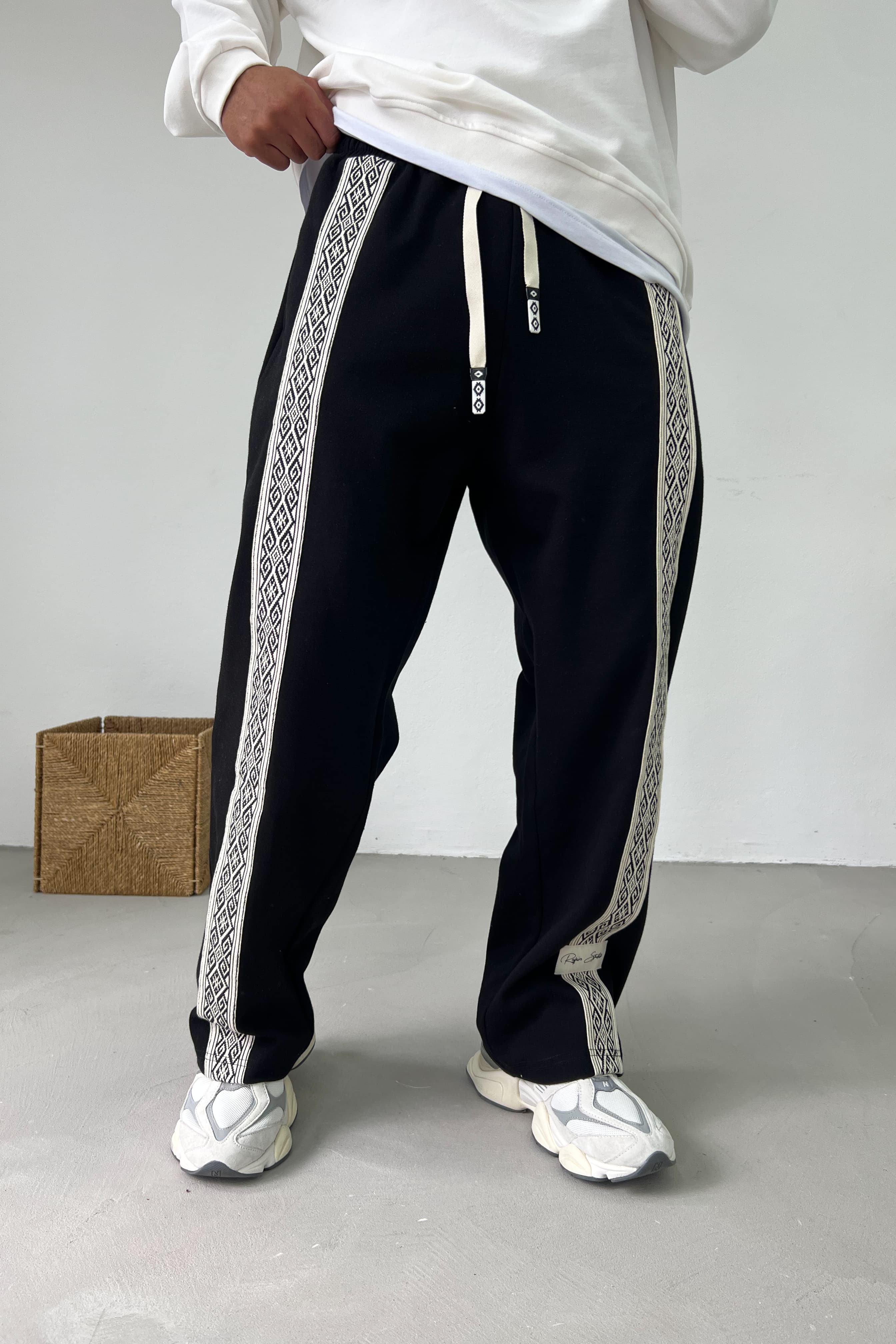 Etnik Şeritli Baggy Eşofman 1000 - Siyah