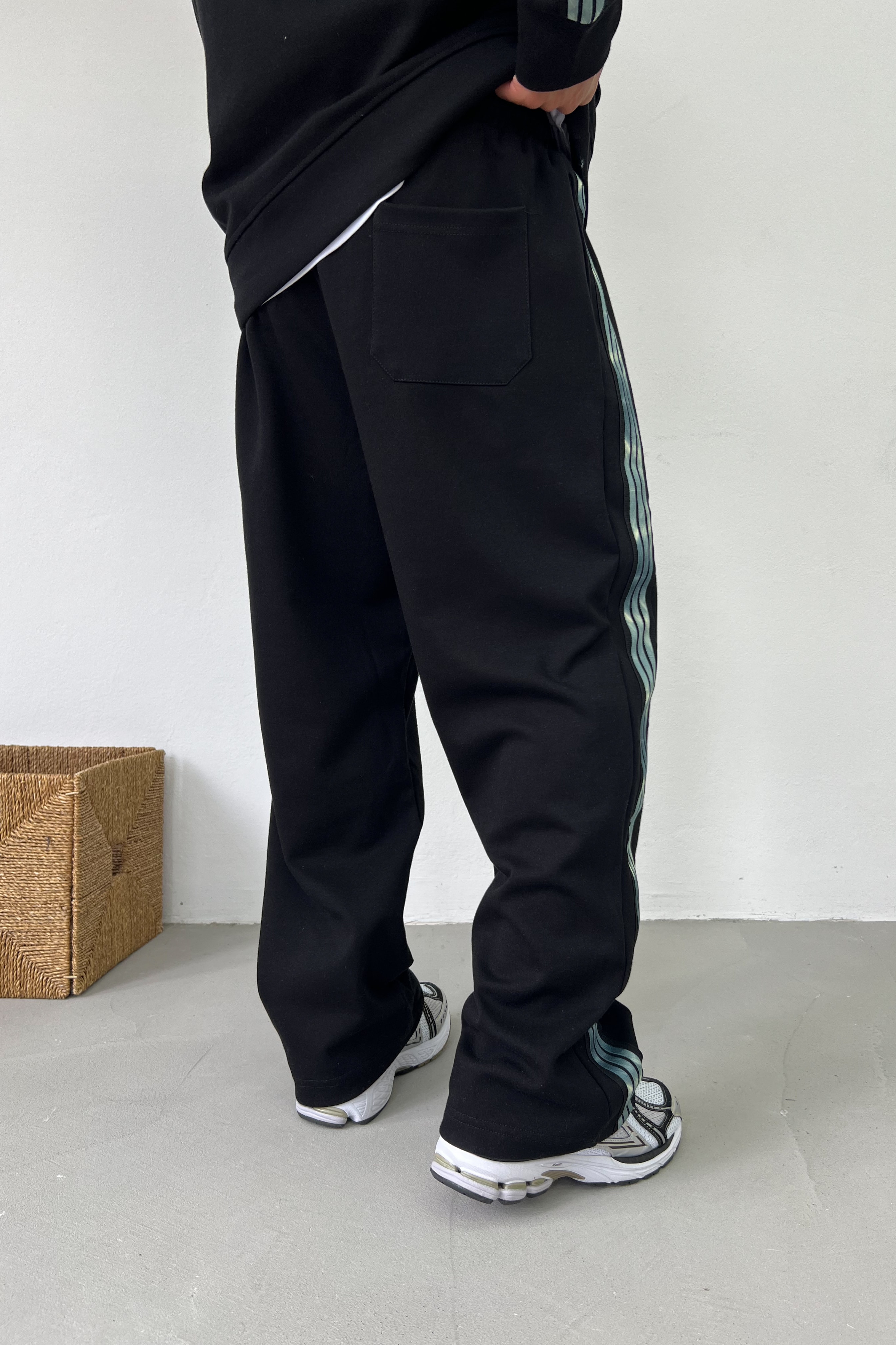 Şerit Detaylı Fermuarlı Oversize Takım 1005