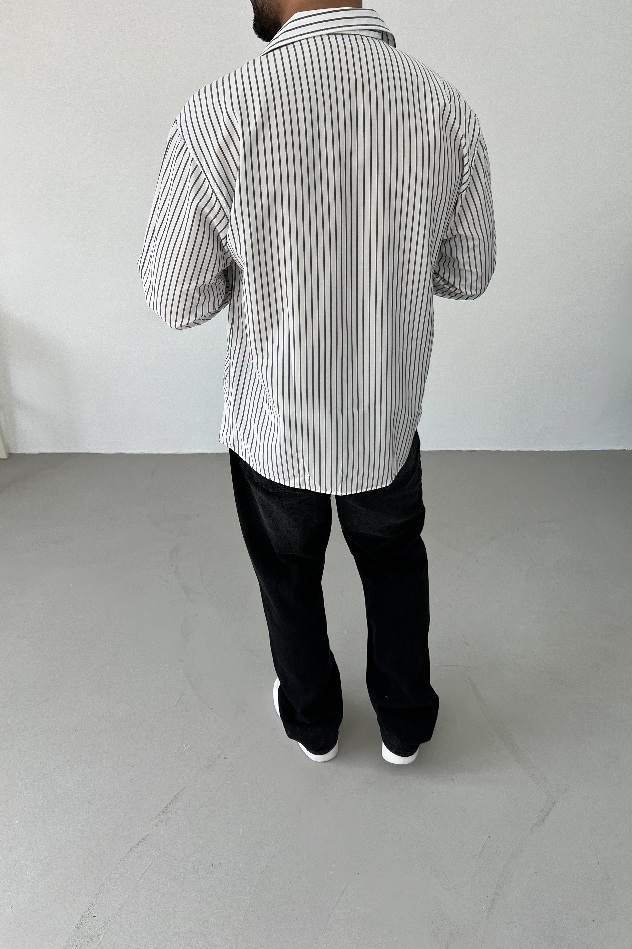 Çizgili Oversize Beyaz Gömlek 1003