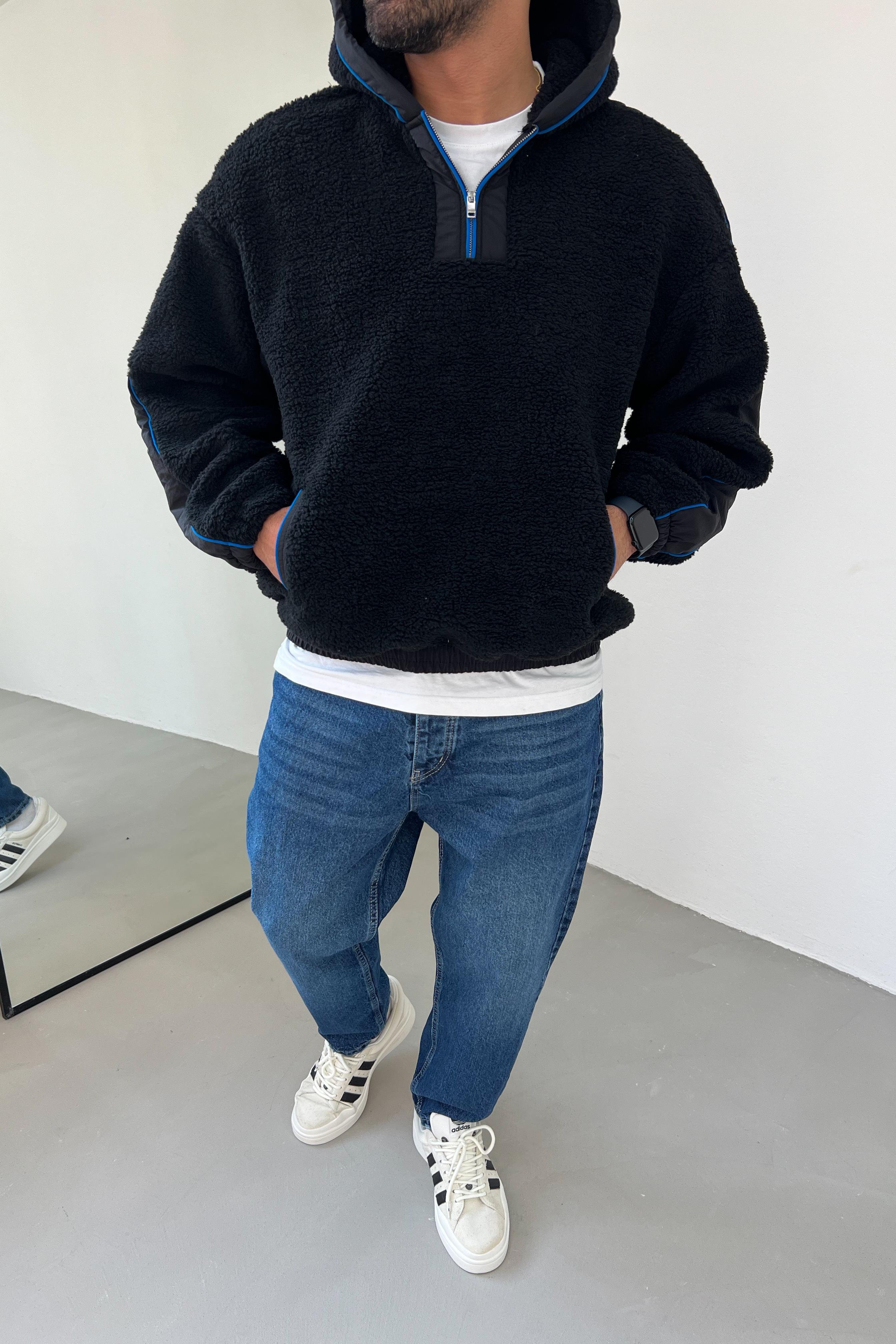 Yakası Fermuarlı Oversize Siyah Peluş Sweatshirt 1631