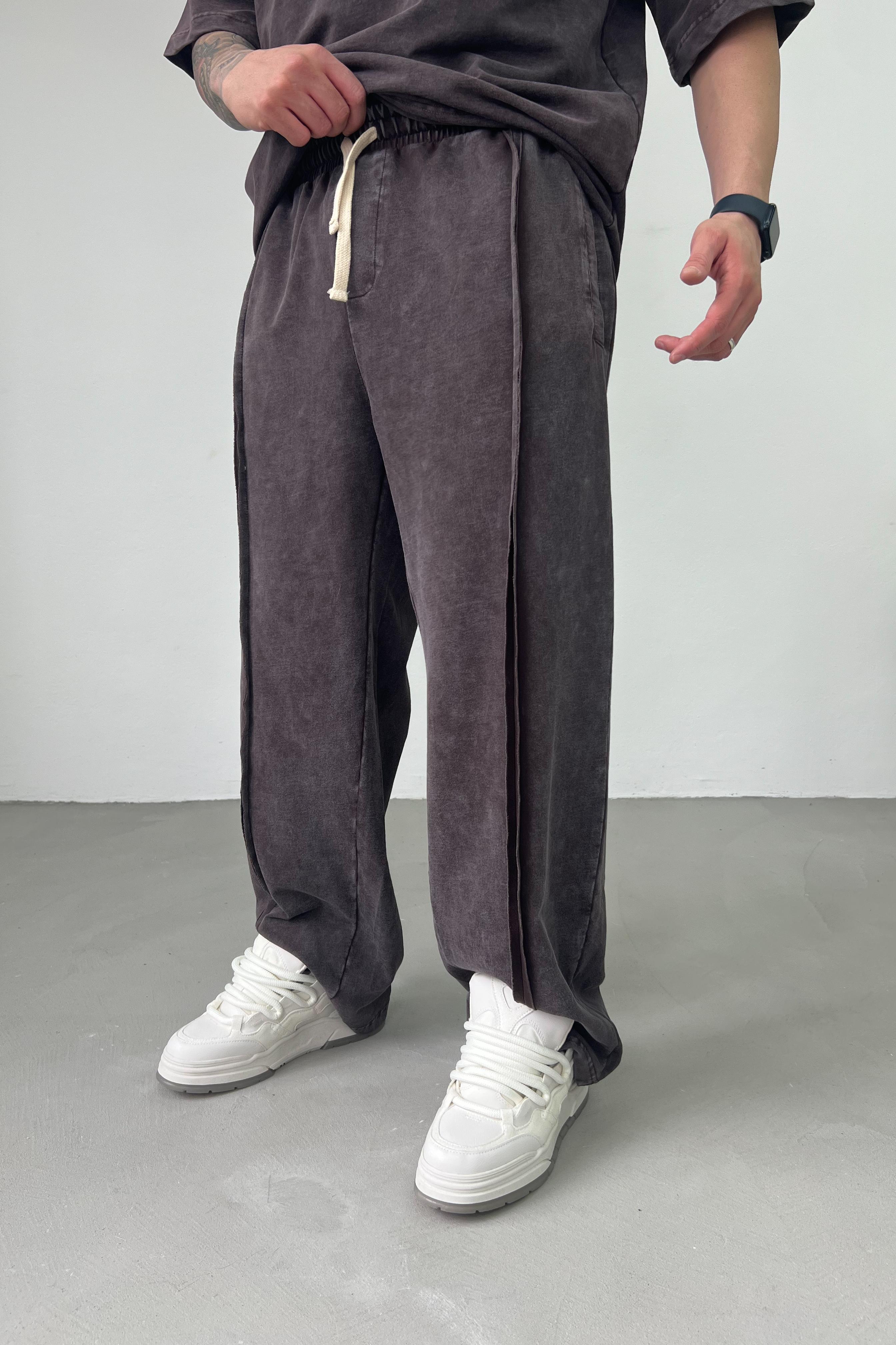 Dikiş Detaylı Yıkamalı Baggy Eşofman 40-11