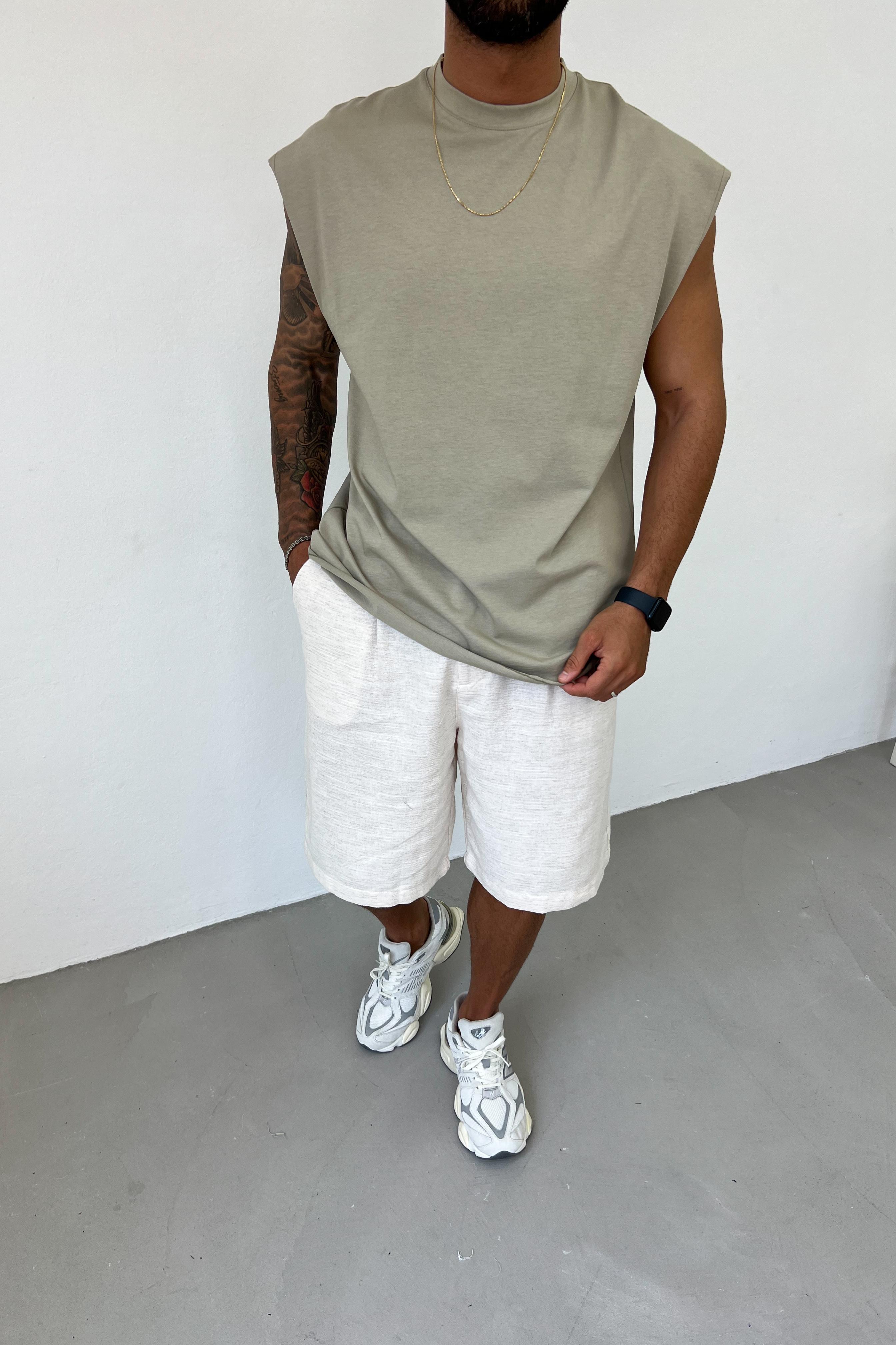 Oversize Basic Kolsuz Tshirt 20-68