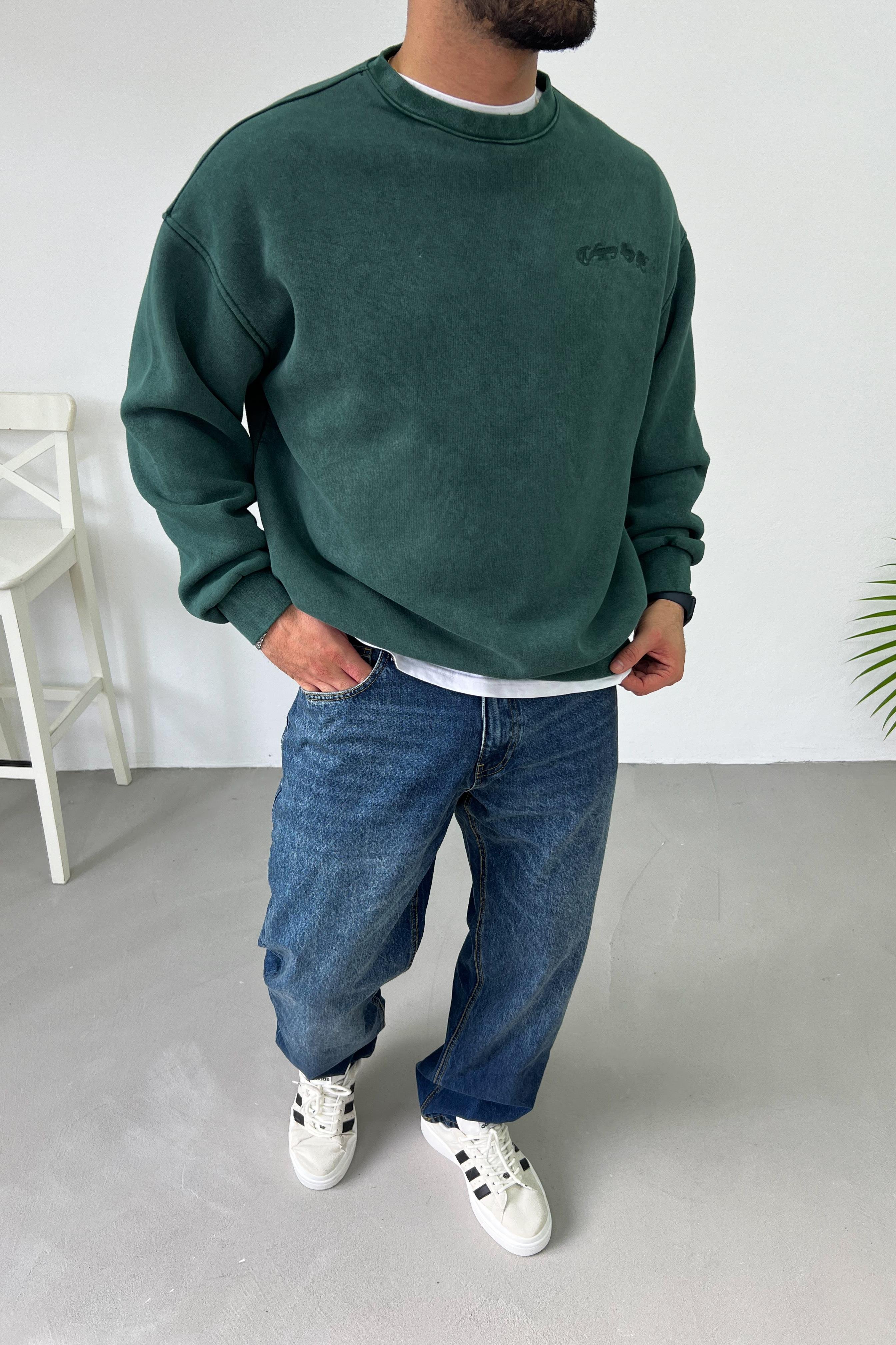 Nakış Detaylı Yıkamalı Yeşil Oversize Basic Sweatshirt 55