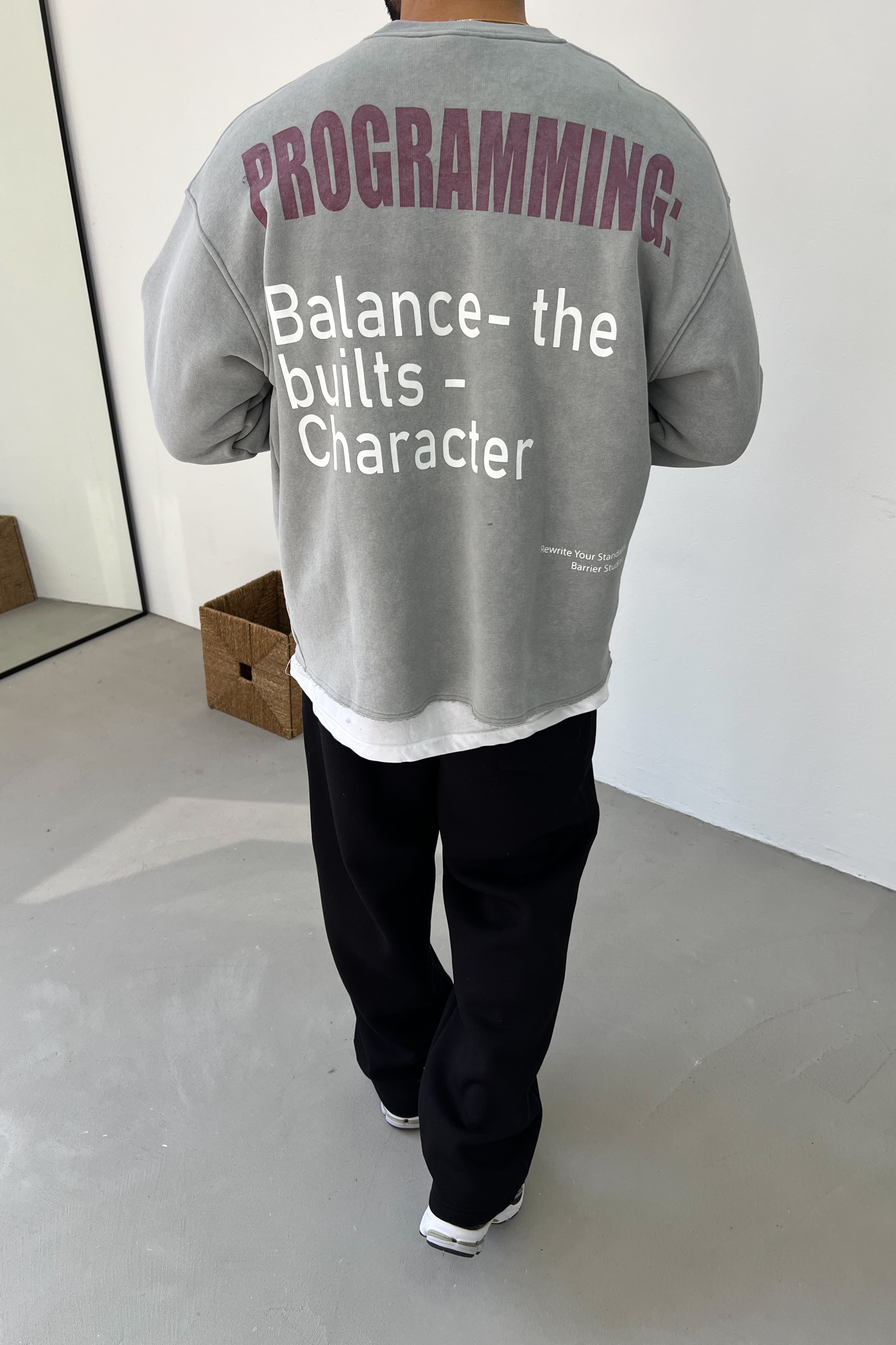 Lazer Kesim Programming Yazı Baskılı Yıkamalı Oversize Sweatshirt 80-29 - Gri