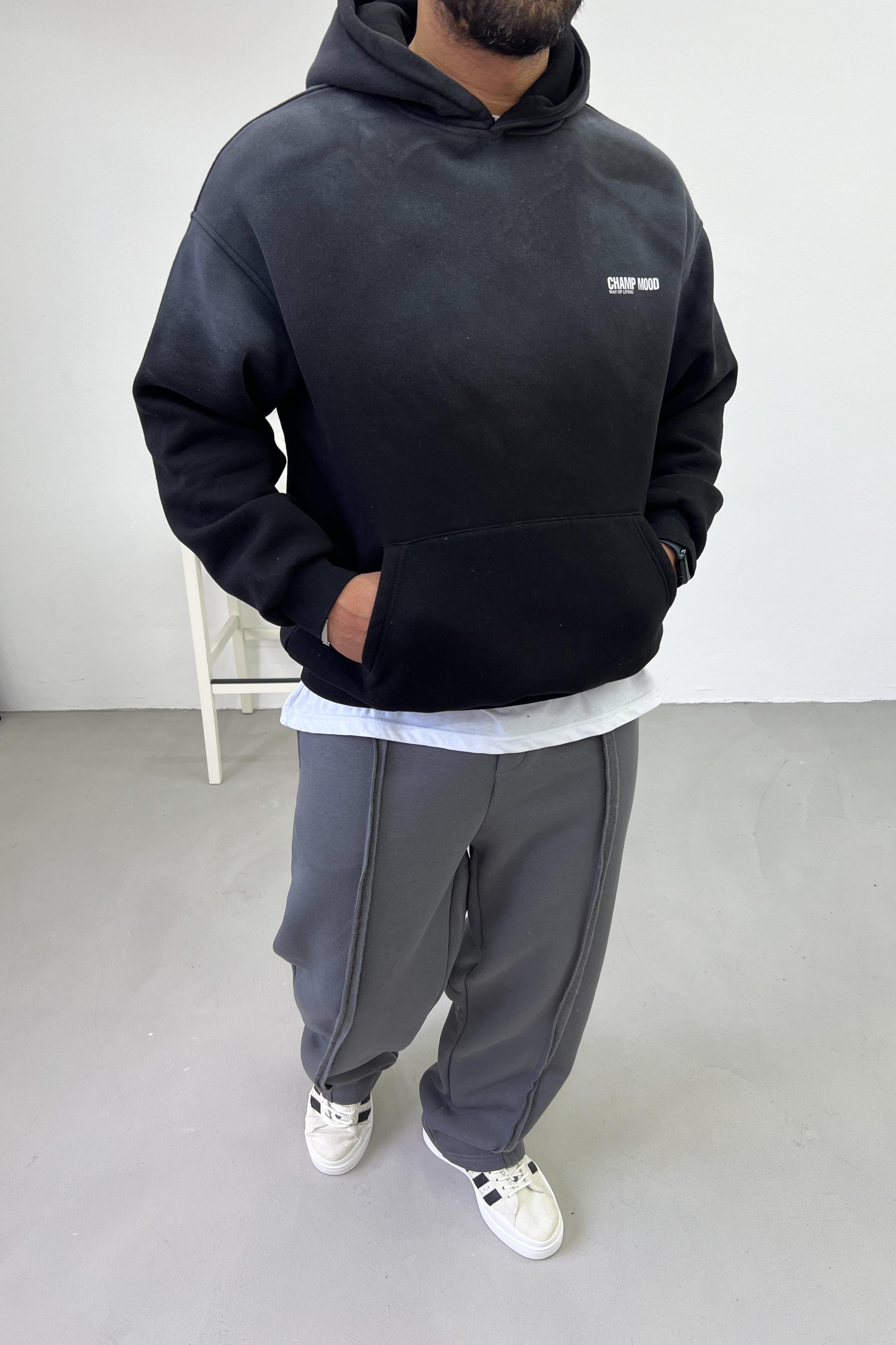 Champ Mood Sprey Boyalı Siyah Oversize Sweatshirt 41