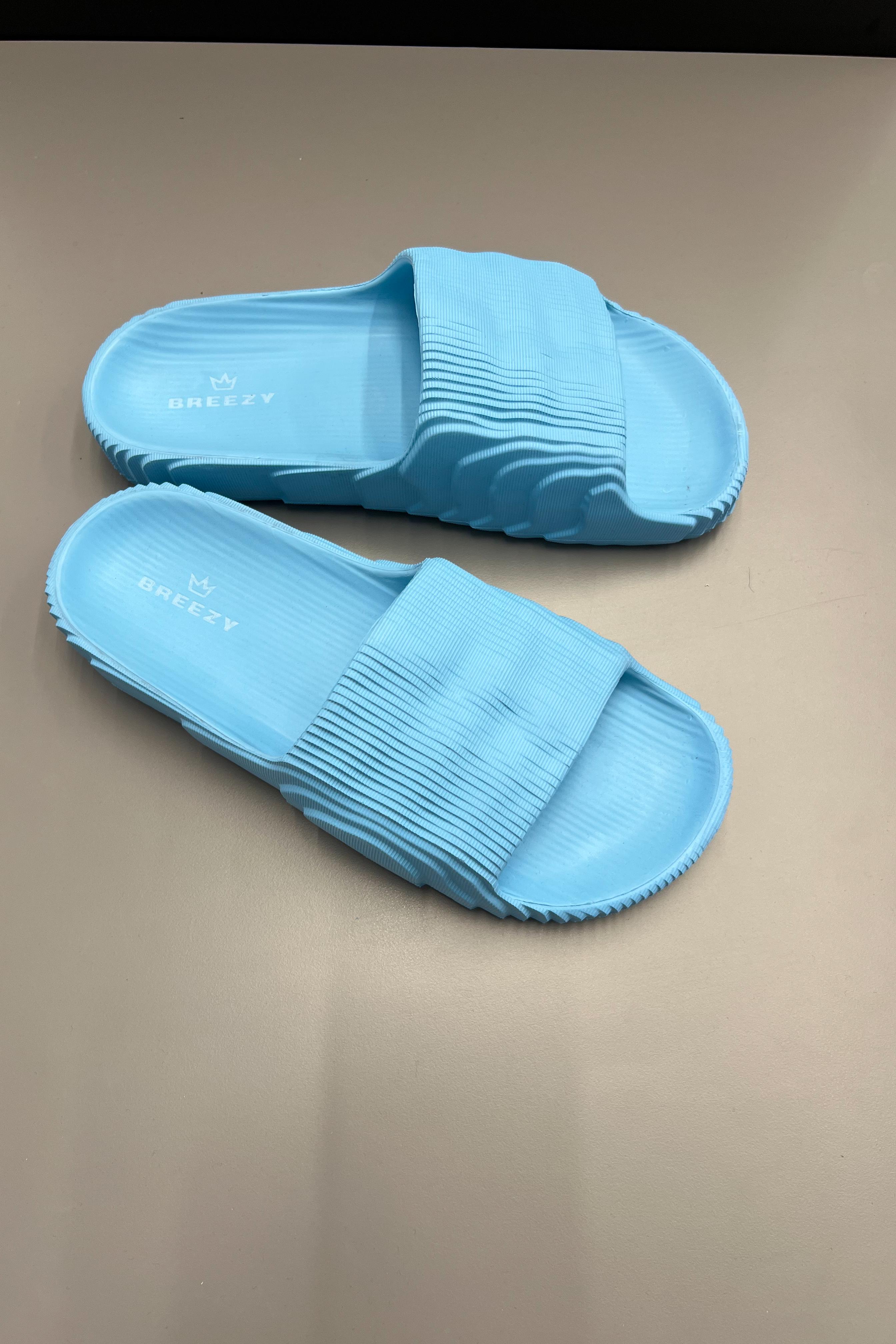 Basic Terlik 1002