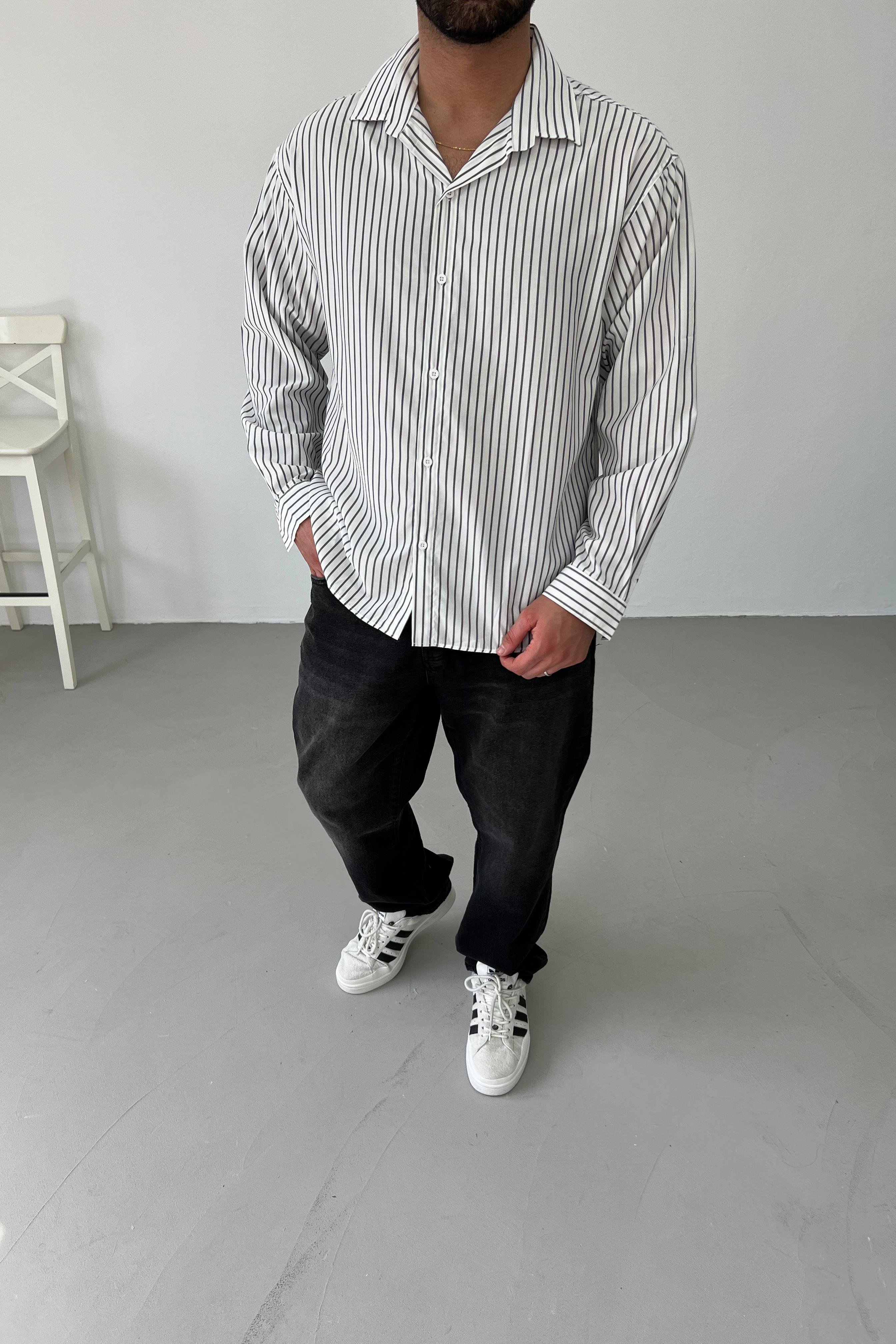 Çizgili Oversize Beyaz Gömlek 1003