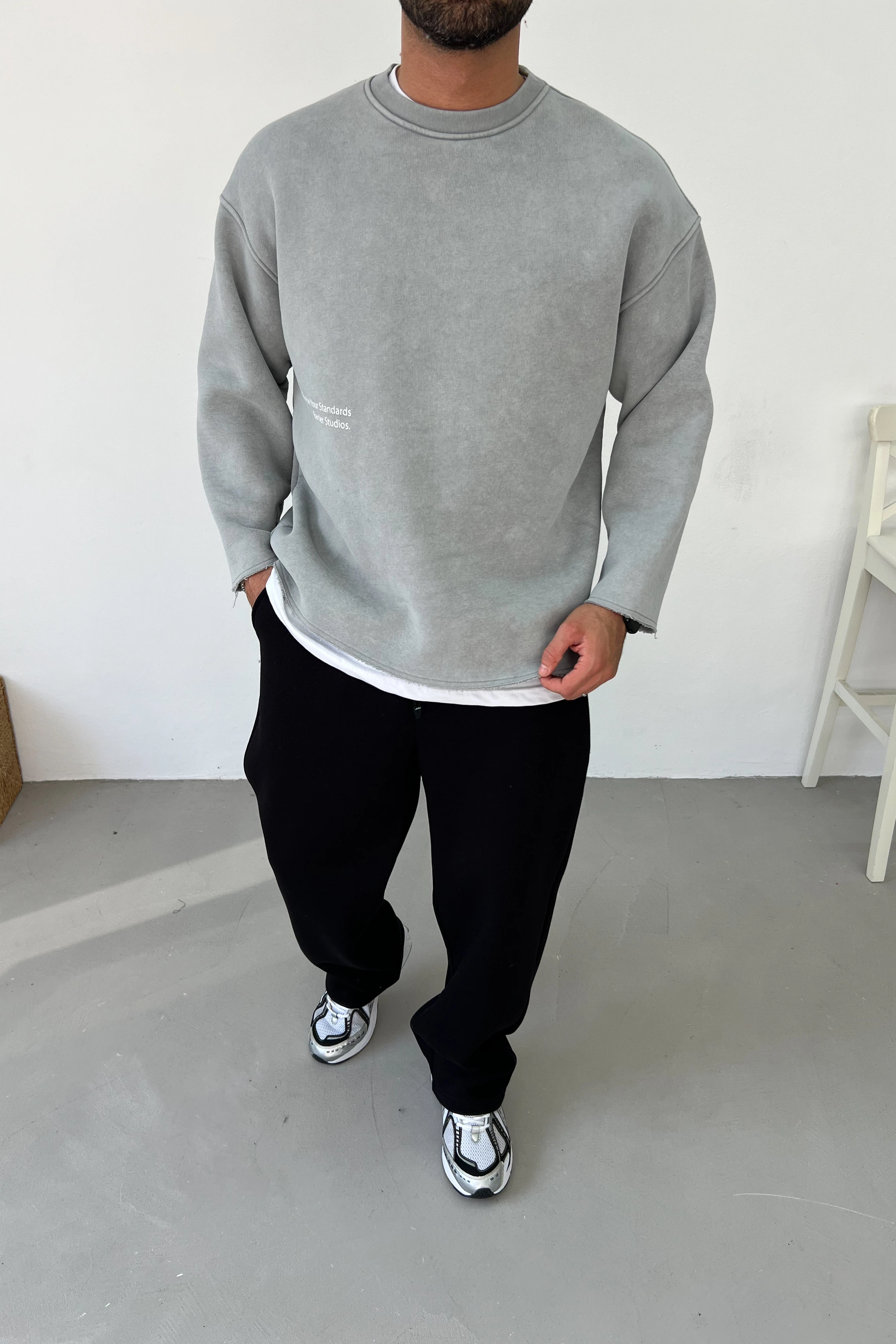 Lazer Kesim Programming Yazı Baskılı Yıkamalı Oversize Sweatshirt 80-29