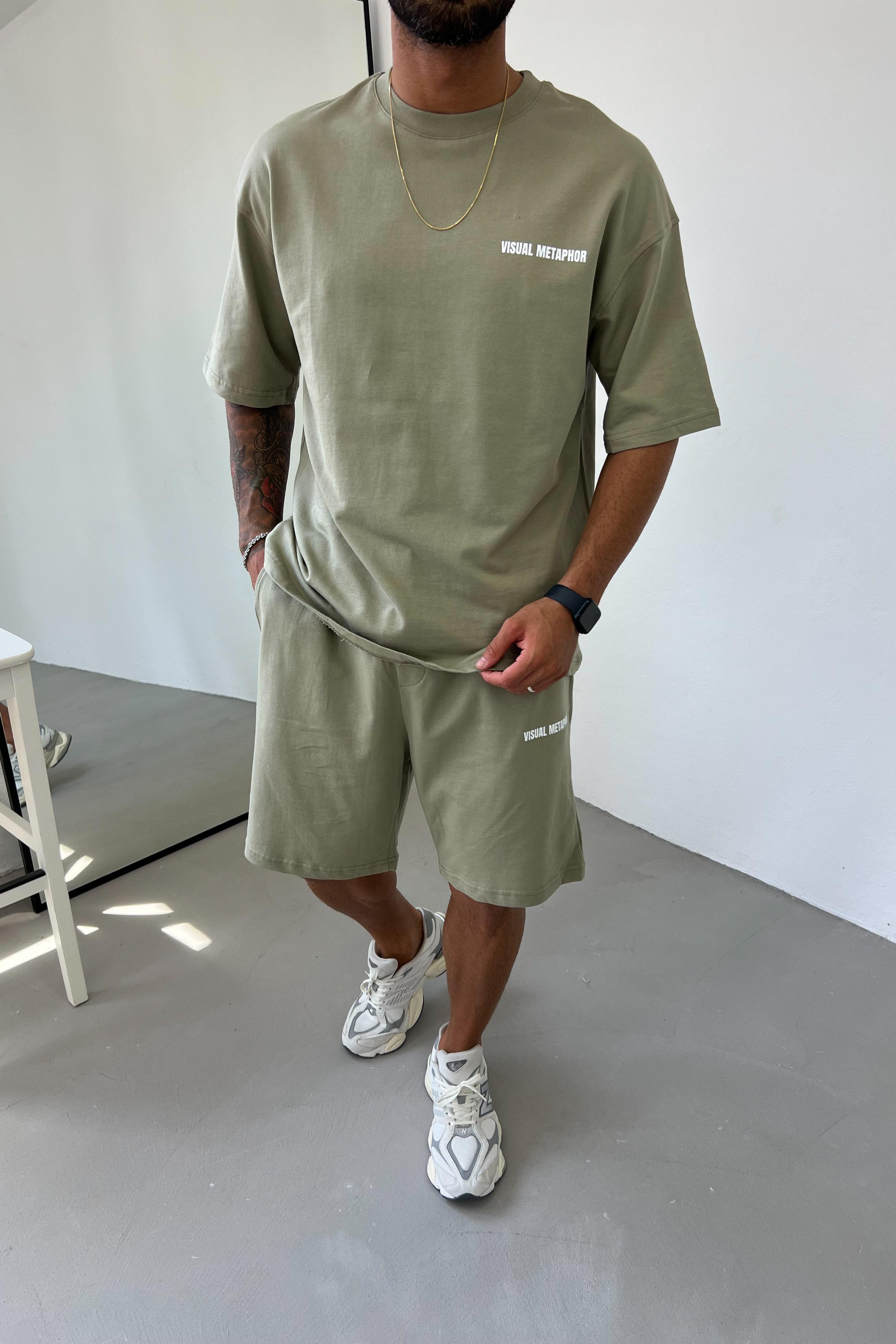 Visual Metaphor Baskılı Oversize Şort Takım 30-11 - Haki