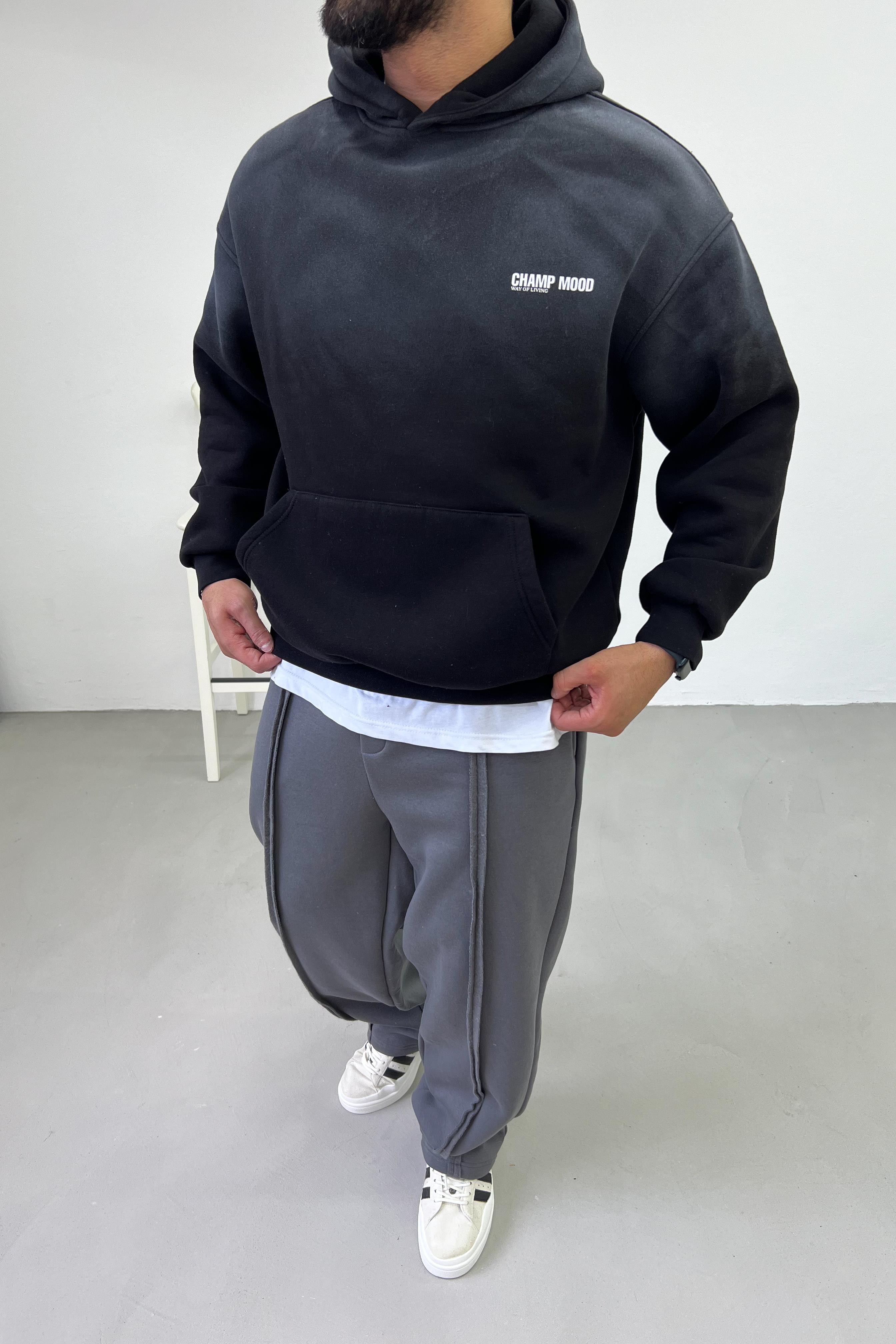 Champ Mood Sprey Boyalı Siyah Oversize Sweatshirt 41