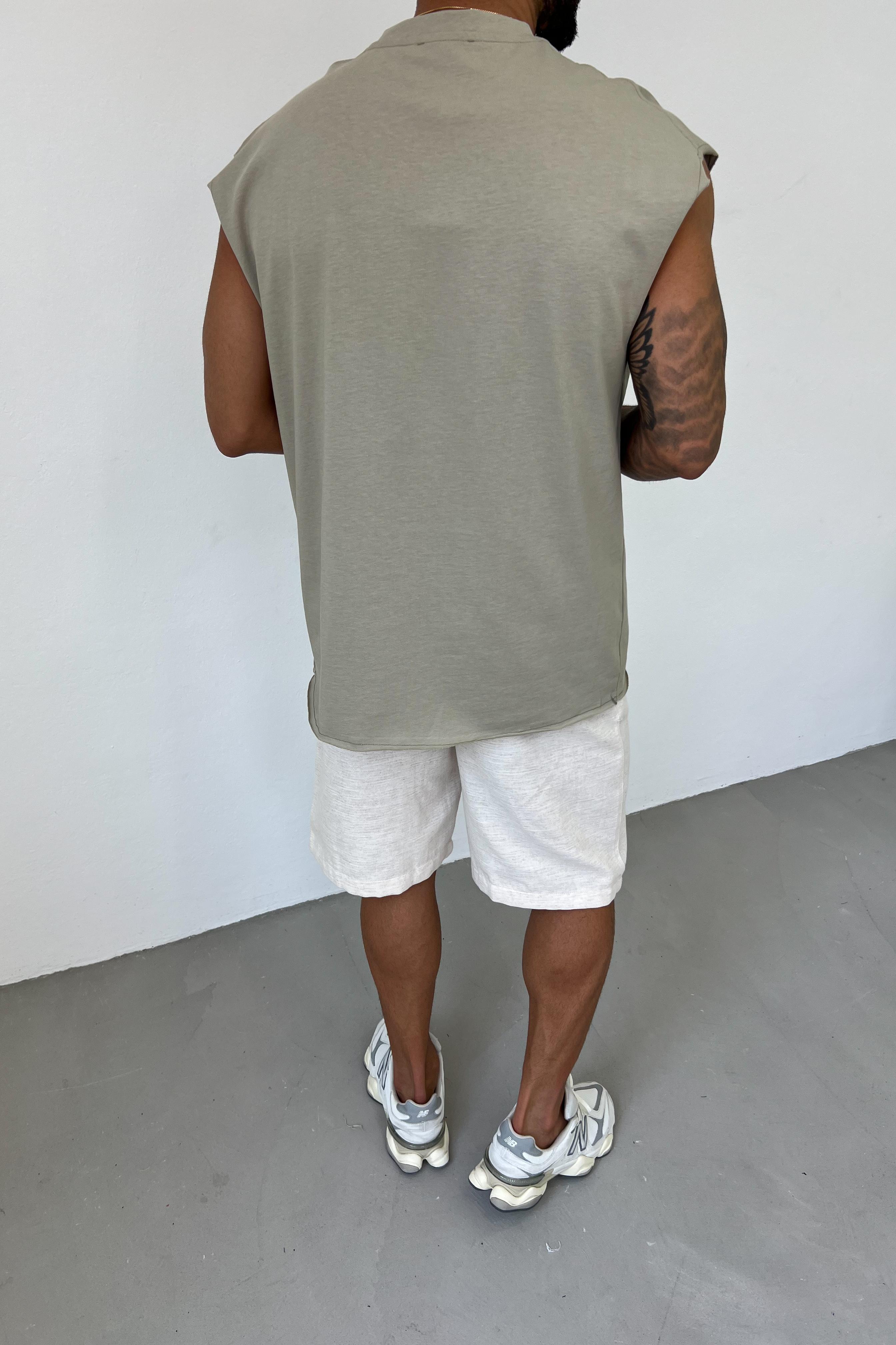 Oversize Basic Kolsuz Tshirt 20-68
